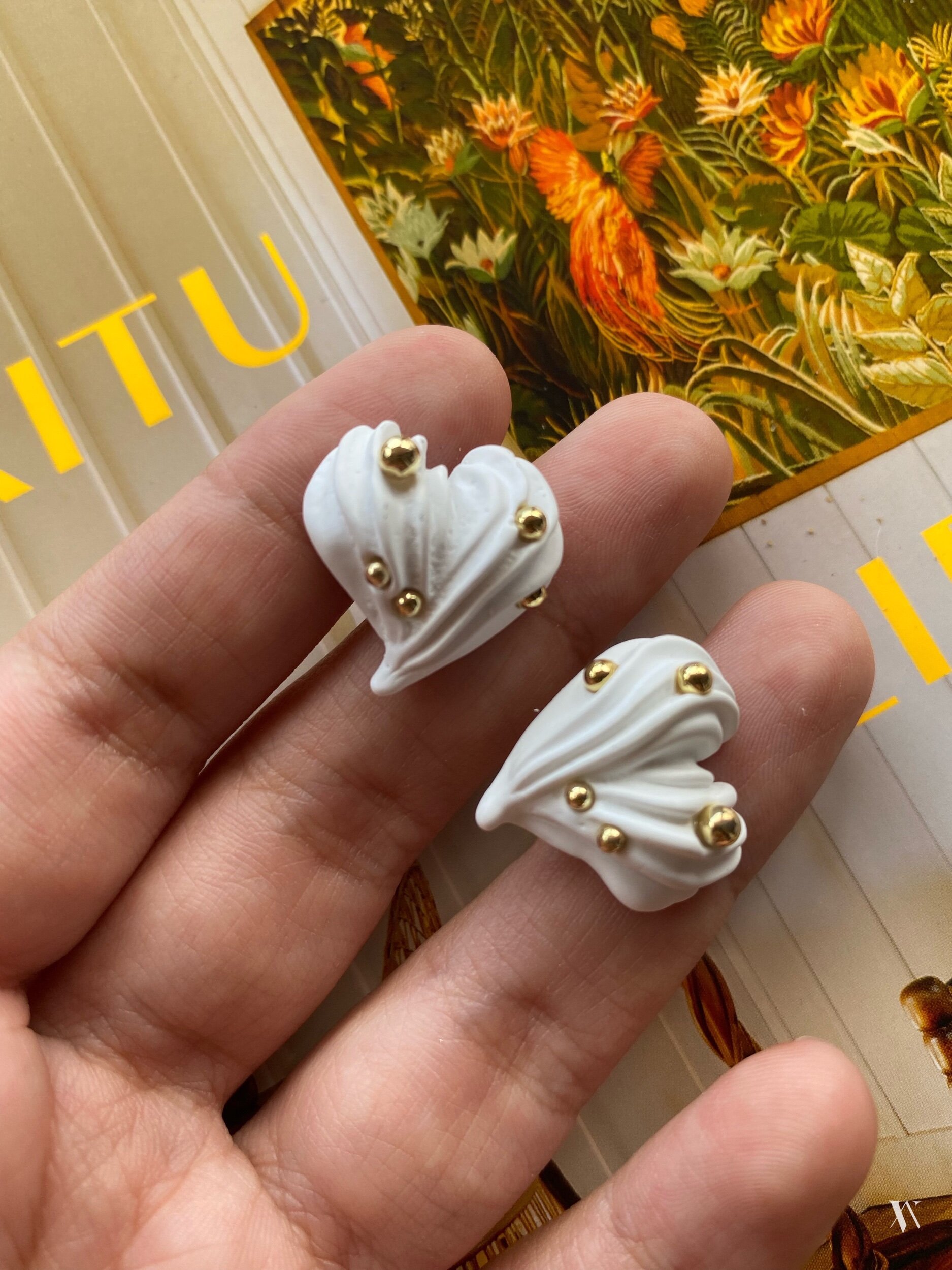 C774B484-CB8E-477E-836F-DBBB427DBE84