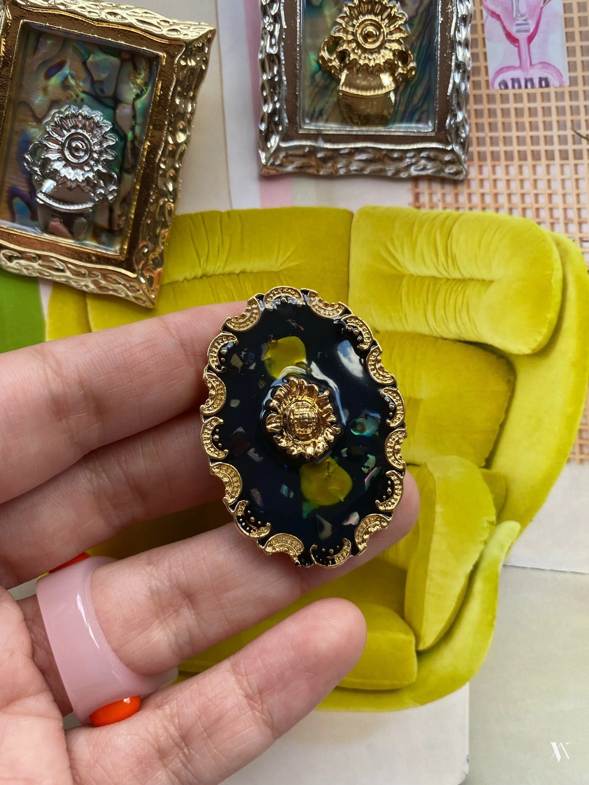 7333B624-E69C-4C44-9640-950EF842C8D9