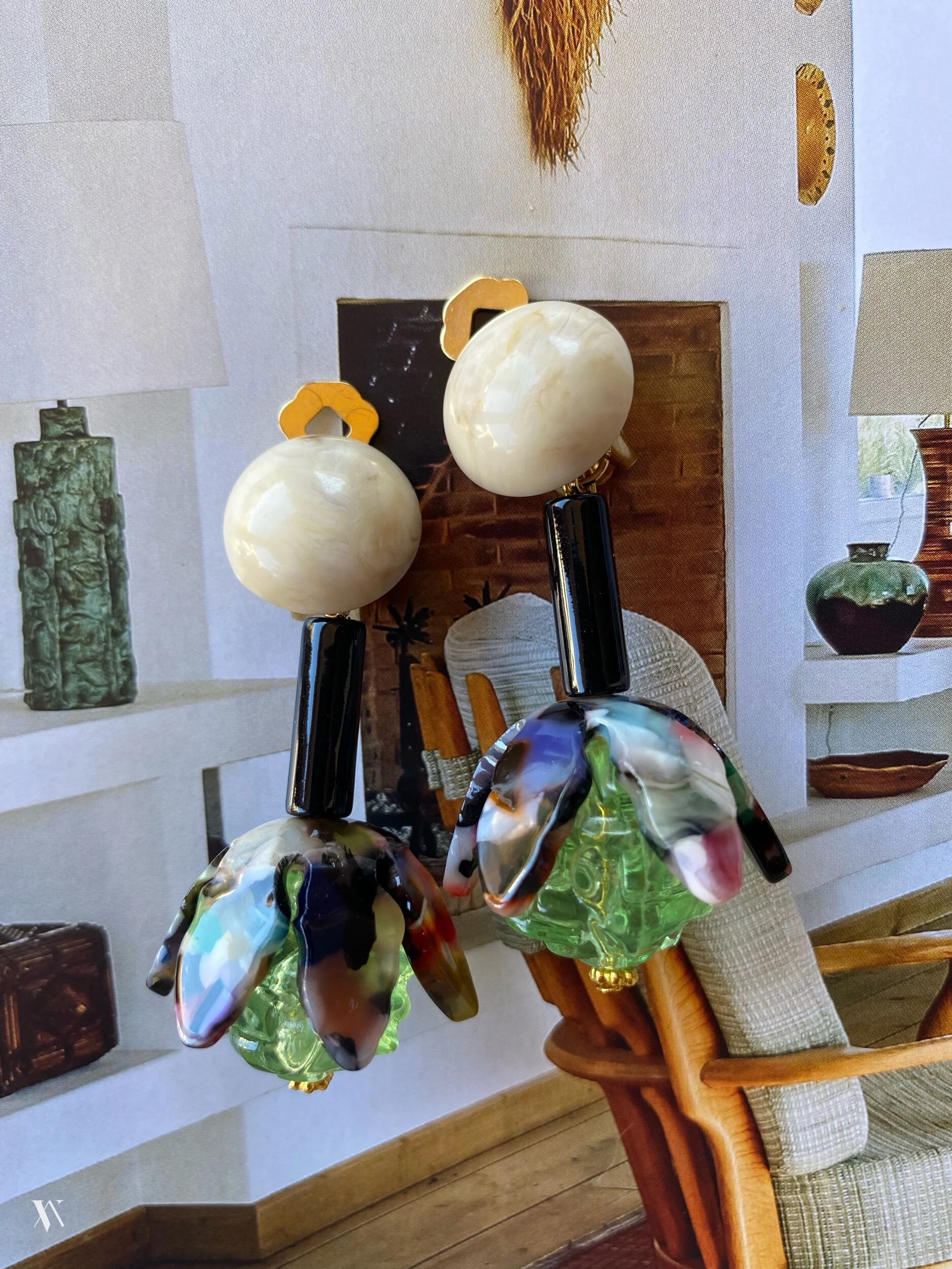 1B825E27-1EB1-4C77-9CD0-C6CDB75CF151