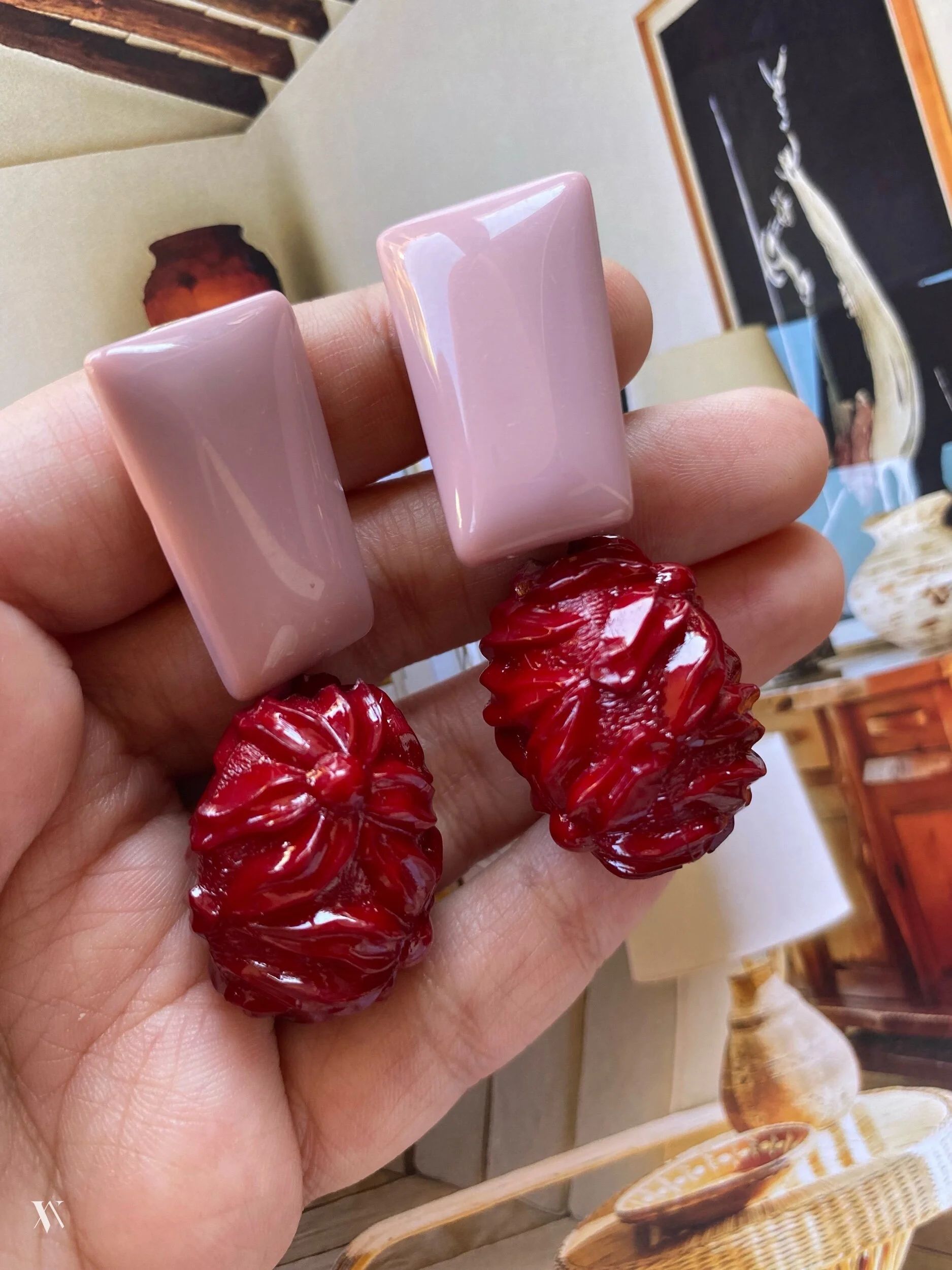 E63BB3CD-AE31-498A-8EDC-D84F51033022