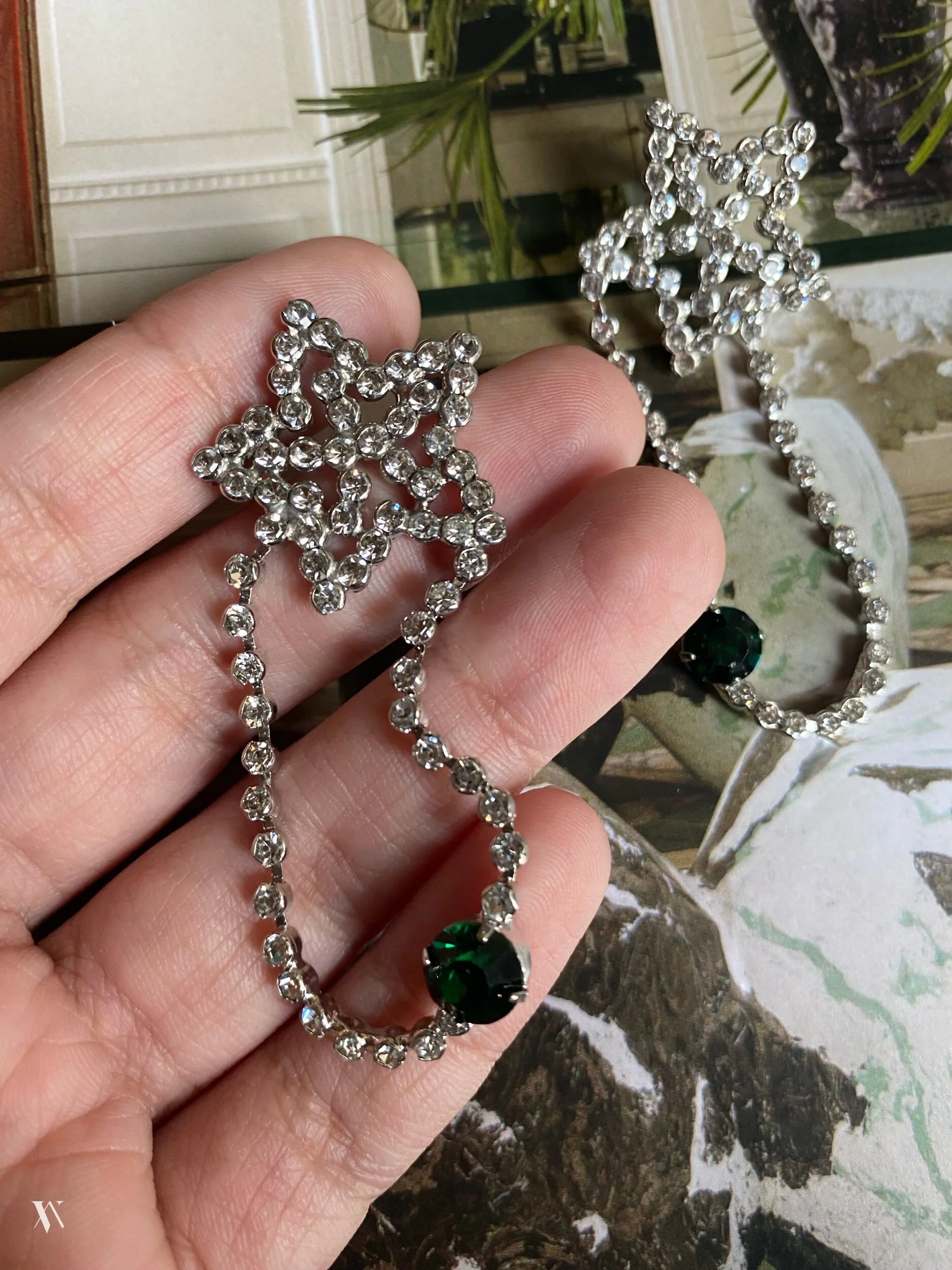 6EDC5F0A-B792-4A93-9D68-5690ECC8851A