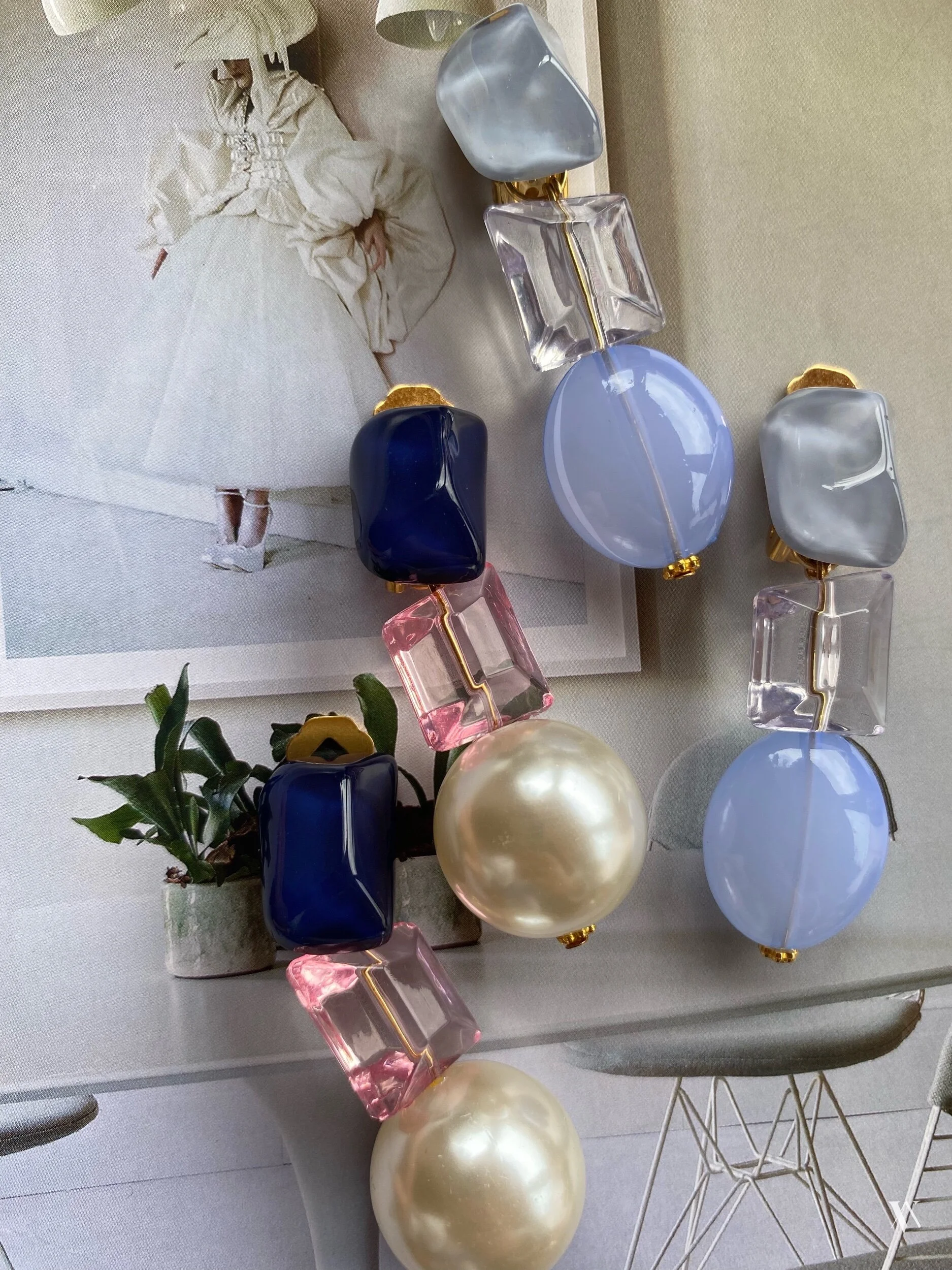 48B1FF3E-8C50-4C3F-8266-D26299D6CBF7