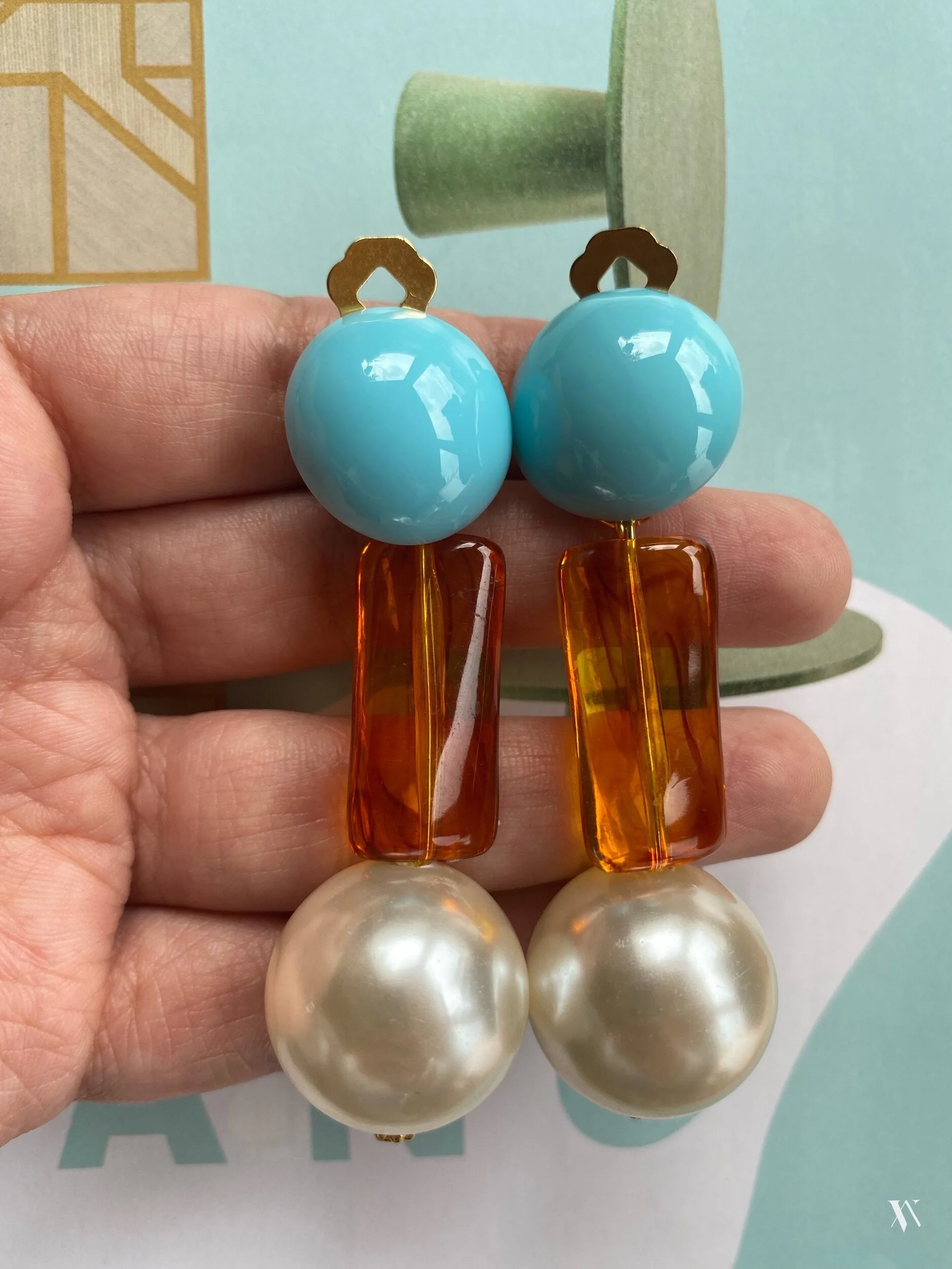 07DF7F4B-46A1-4CEE-AFCC-AA25C10E46F5