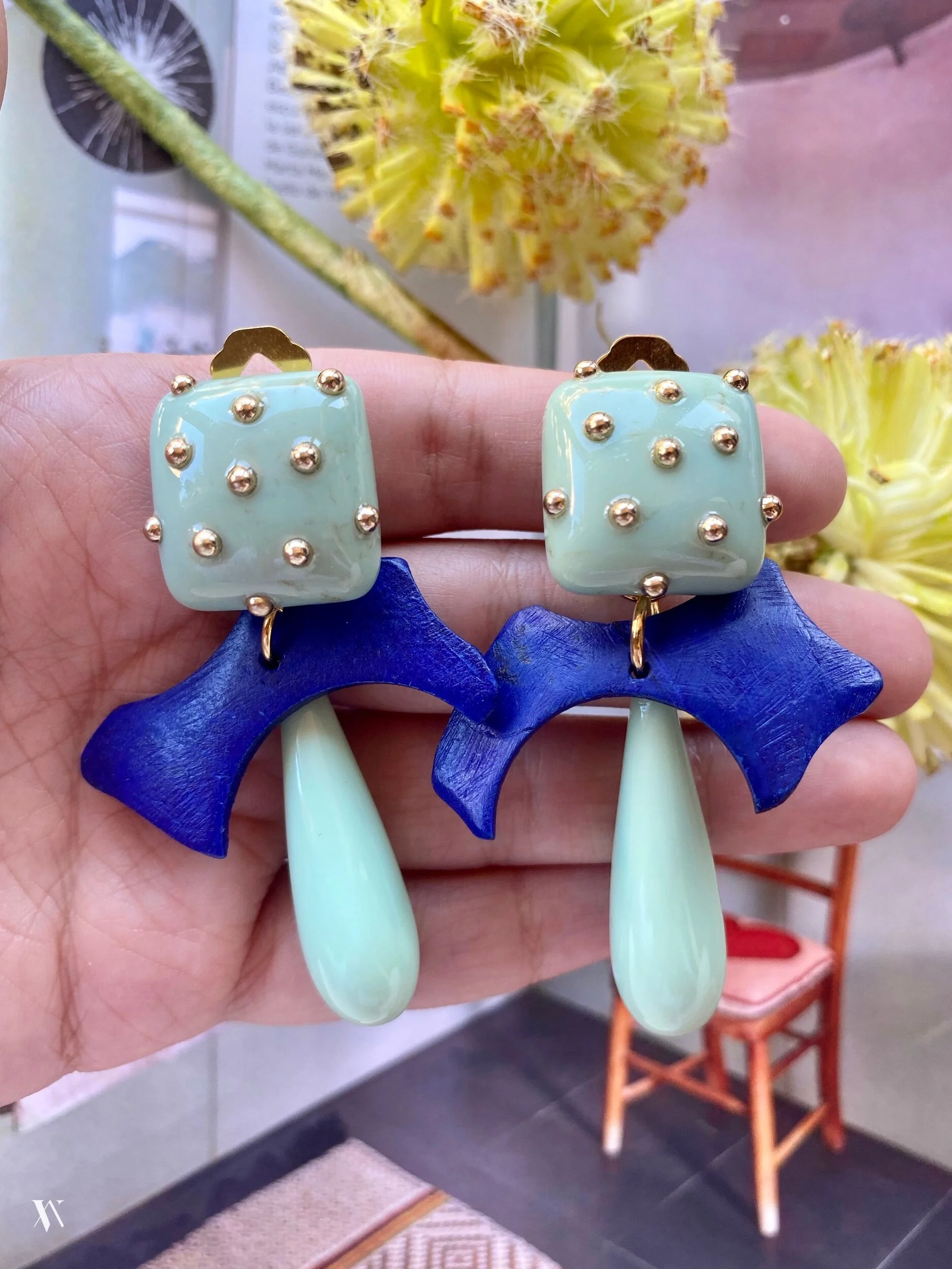 11148E22-F4D8-4DCE-B572-45891AE3D6DC