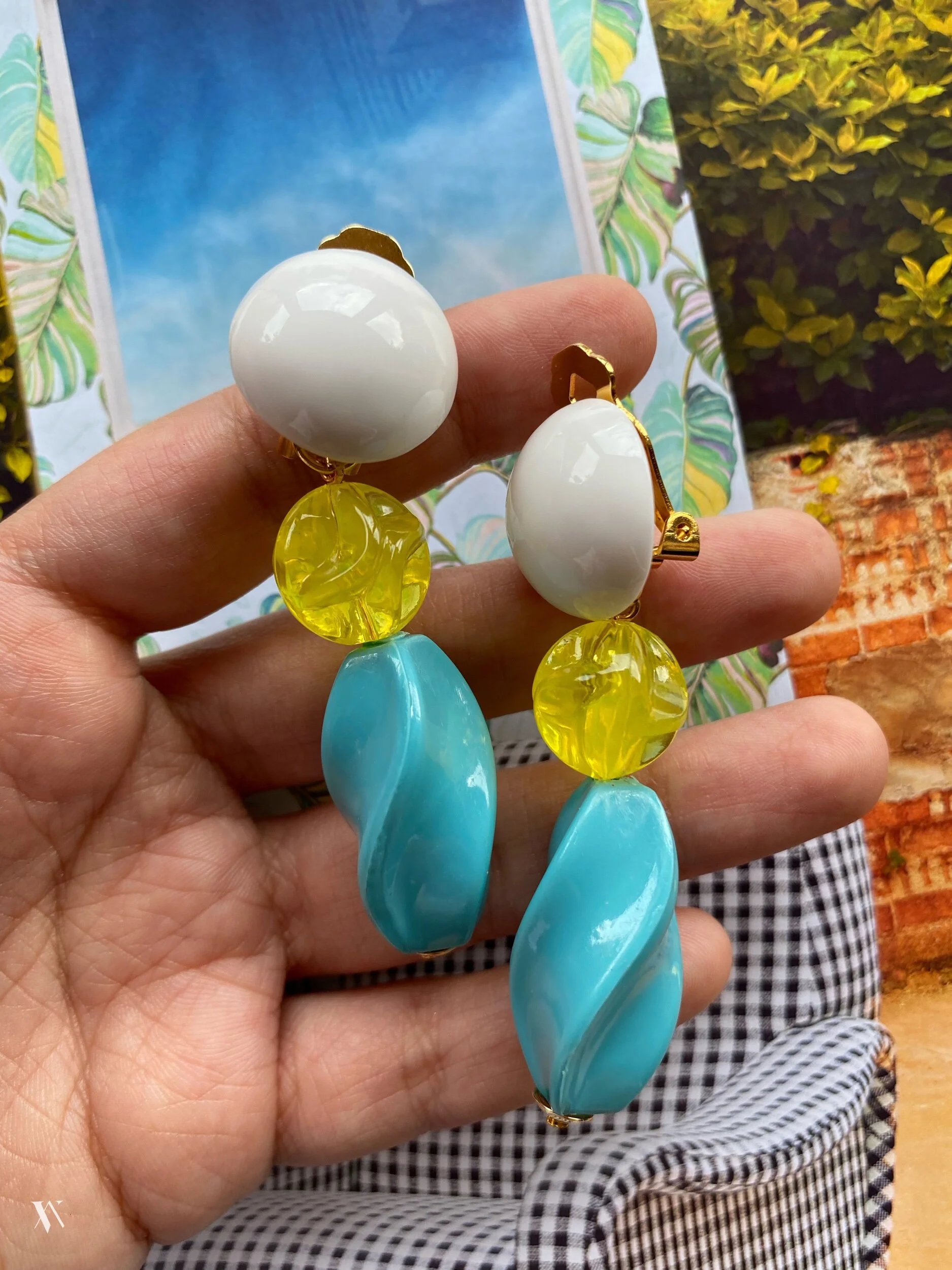 D1E38B88-A17E-40AE-A72F-1CB3D667DDDE