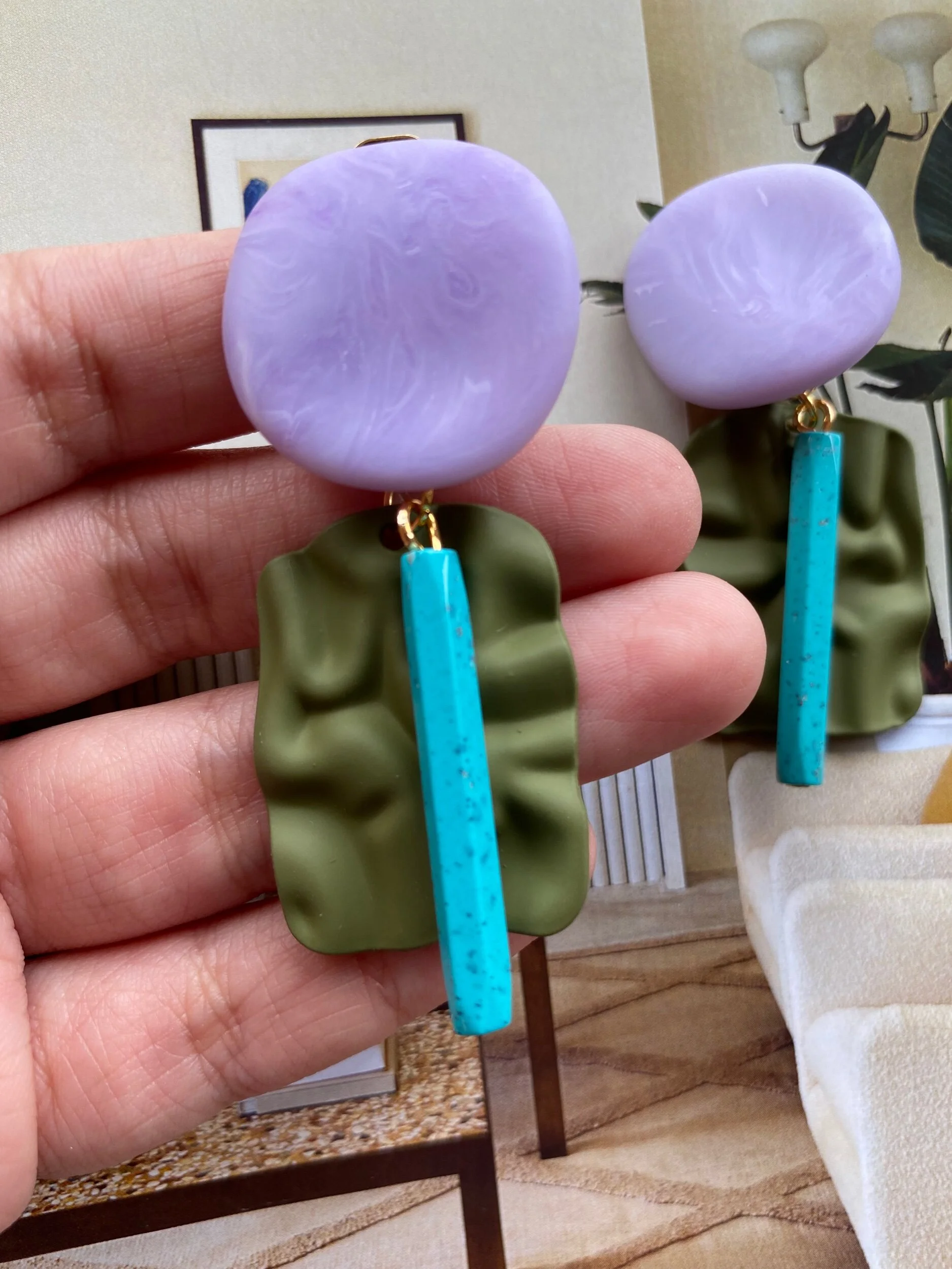 F81FD4A3-9C5B-460A-93F2-95AA0AC90C83