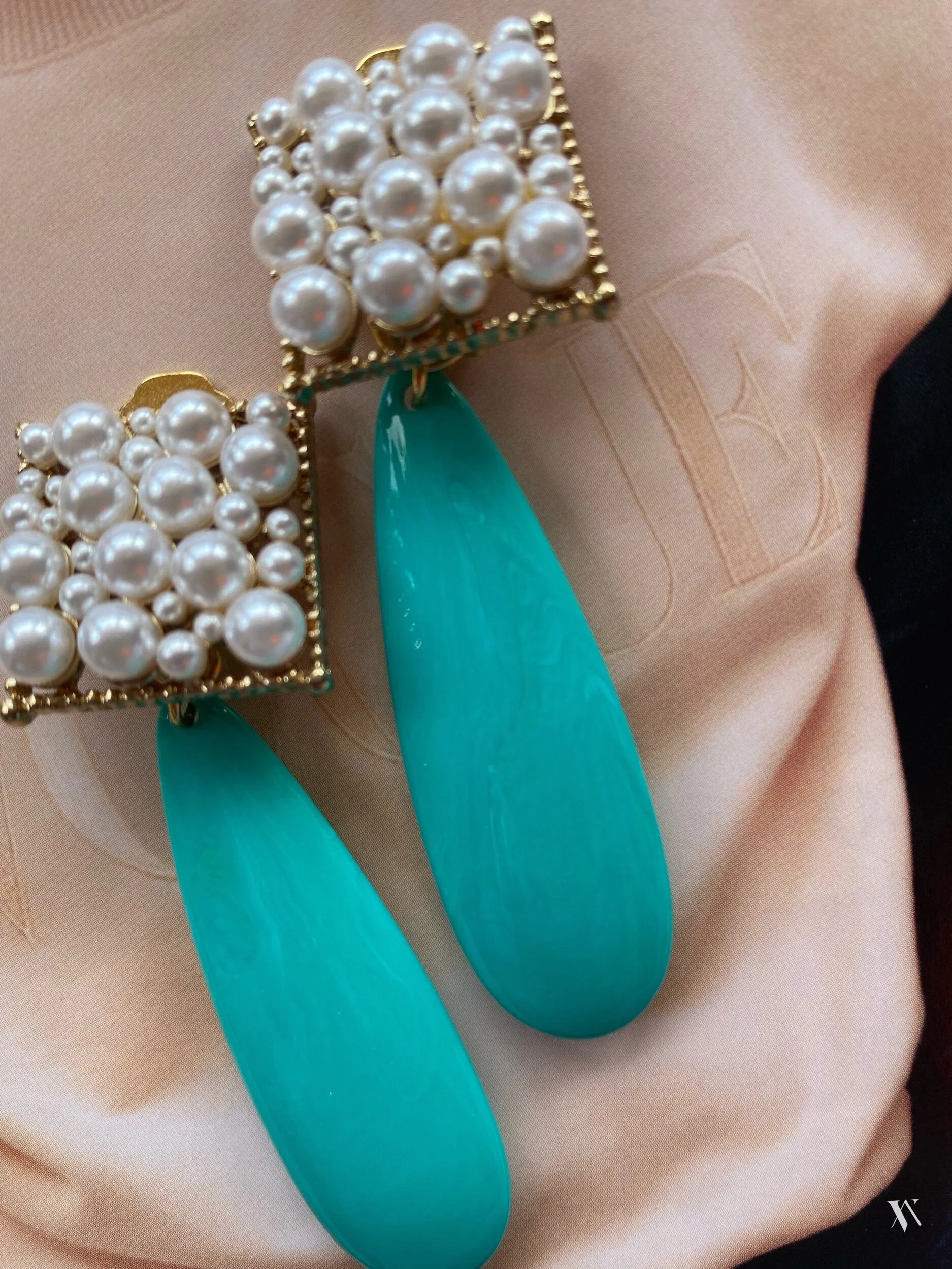 64007B6E-980B-49DB-B12A-A78DF25CB2D9