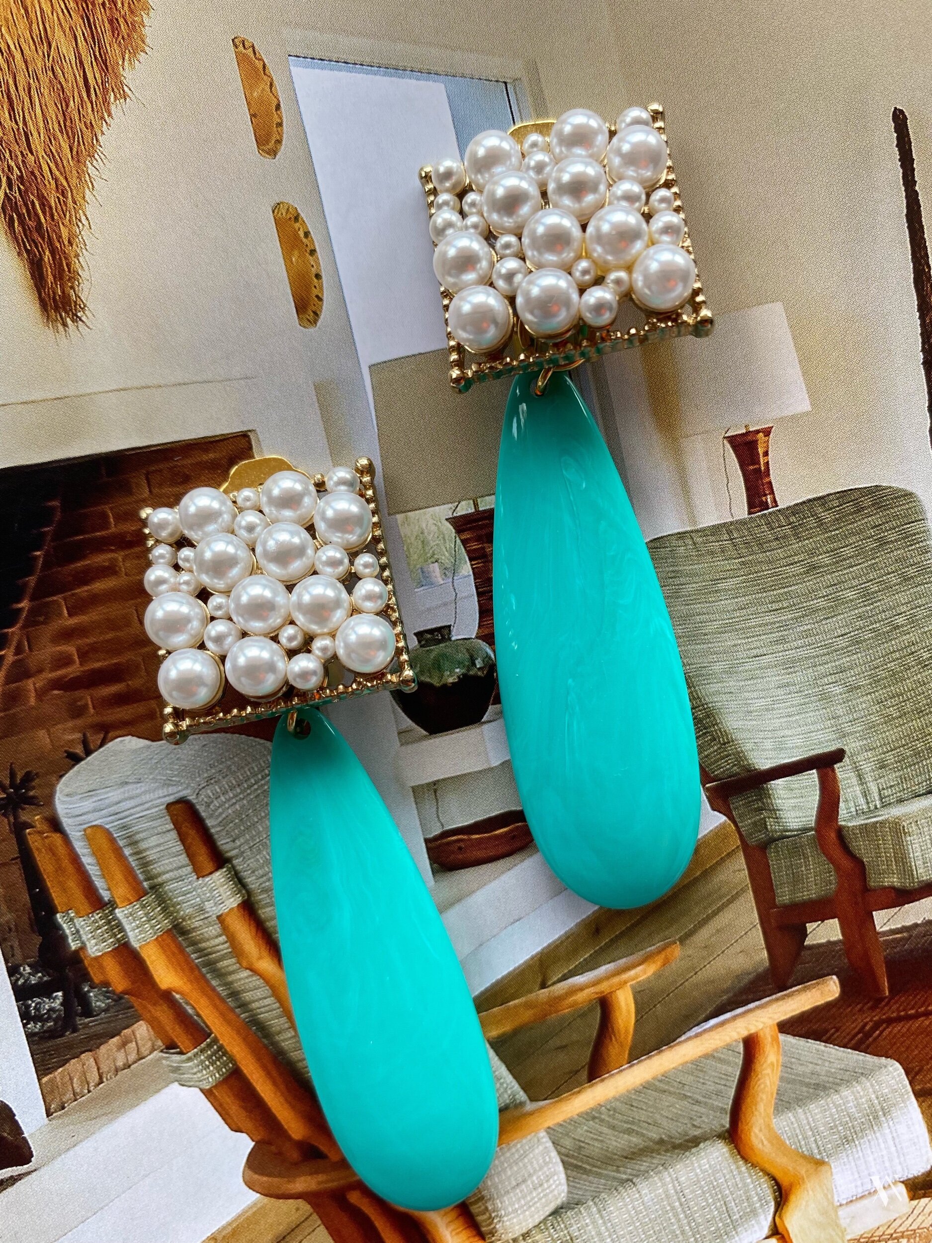 85C1F342-05CC-461F-A896-8A51A3D2440C