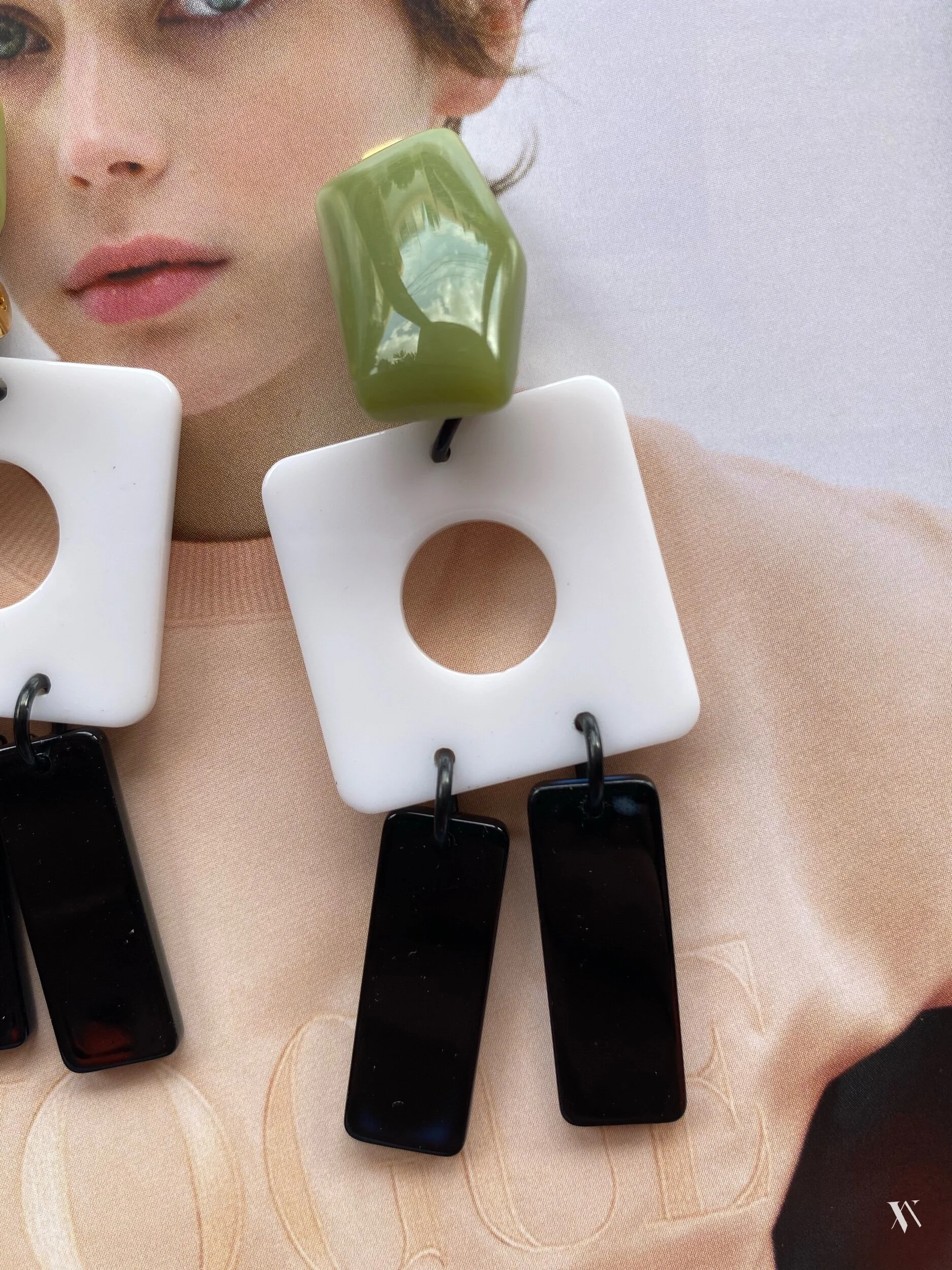 6D70583B-E387-4668-8B9A-1970882E22B2