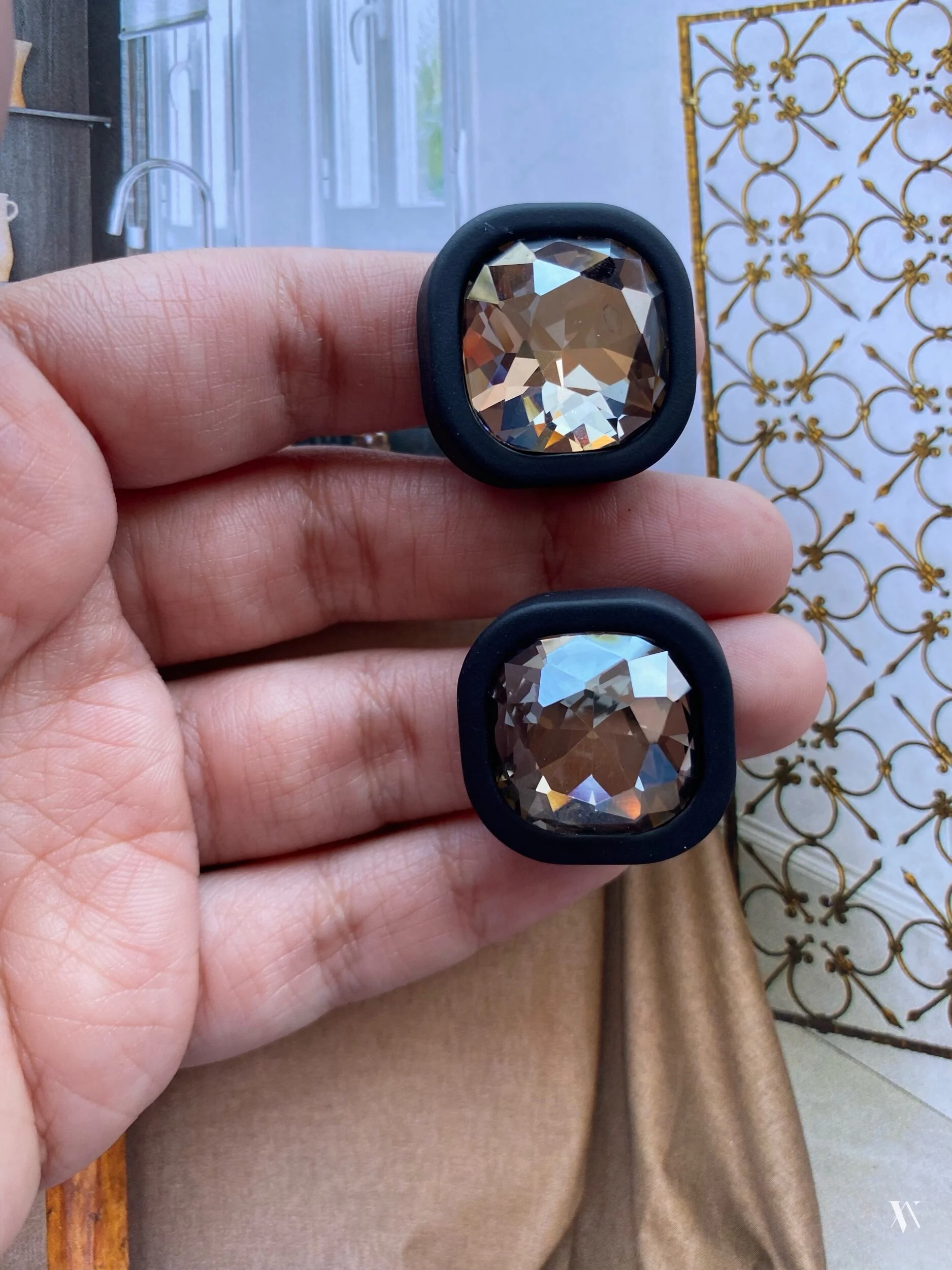 F7A3E5EC-2C38-4418-AB89-3BFB416F3B72