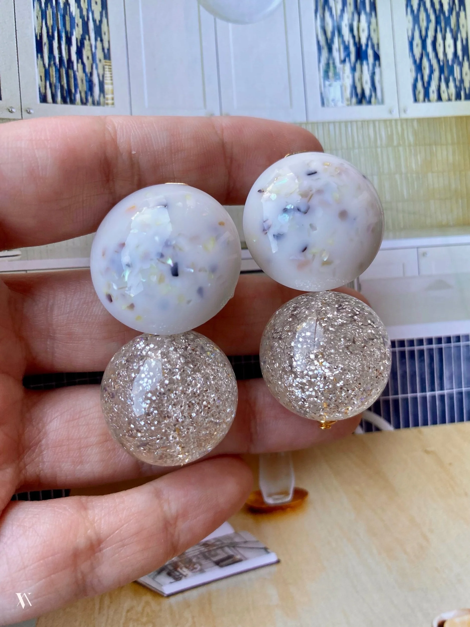 90CD5F38-3ADB-4DF2-AA4A-3092A19265EC