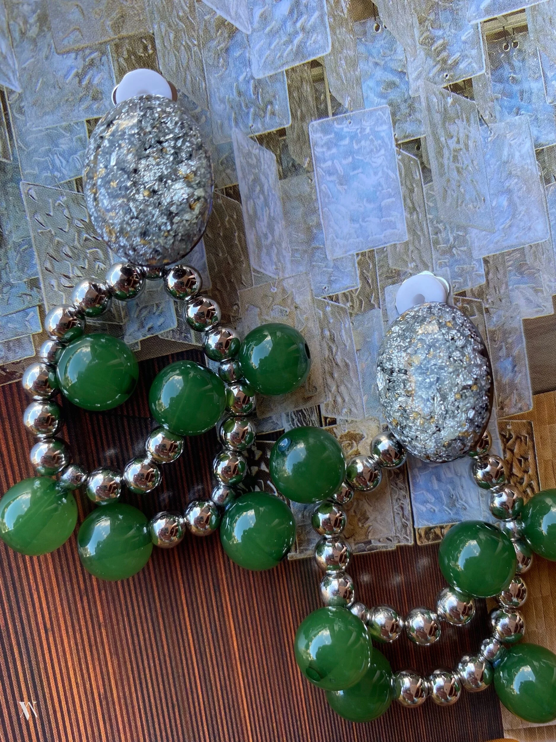 2B238D1B-0266-4099-B5F5-9BEA951D9E71