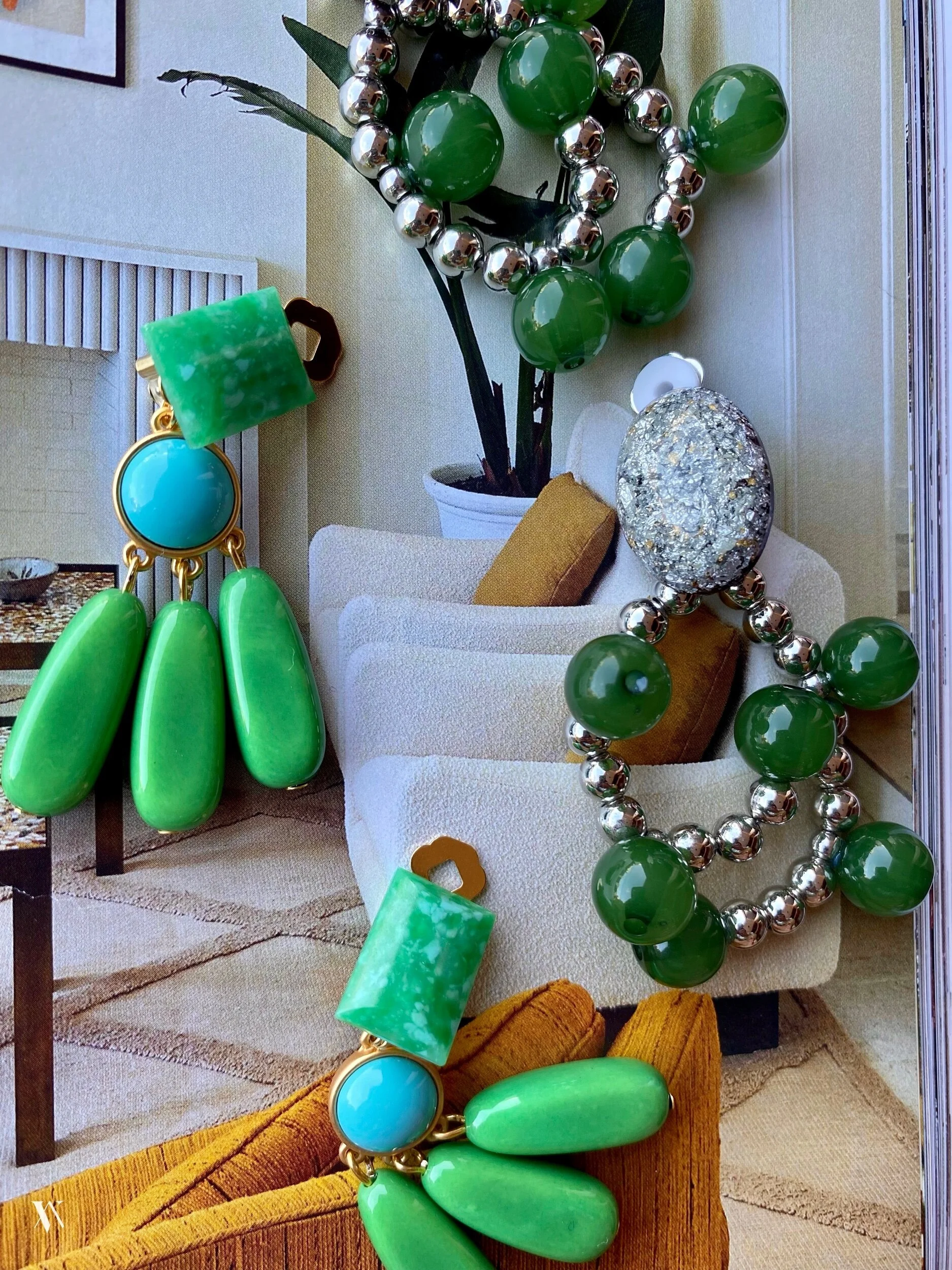 F10051CD-1AD1-49DD-85A3-EE324AD2922E