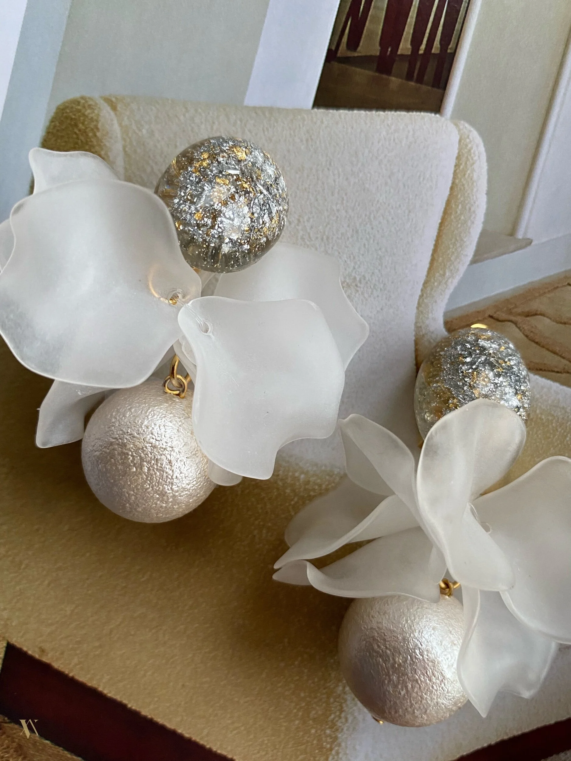 A2FFEBA8-5C17-4403-8705-9723609C7C41