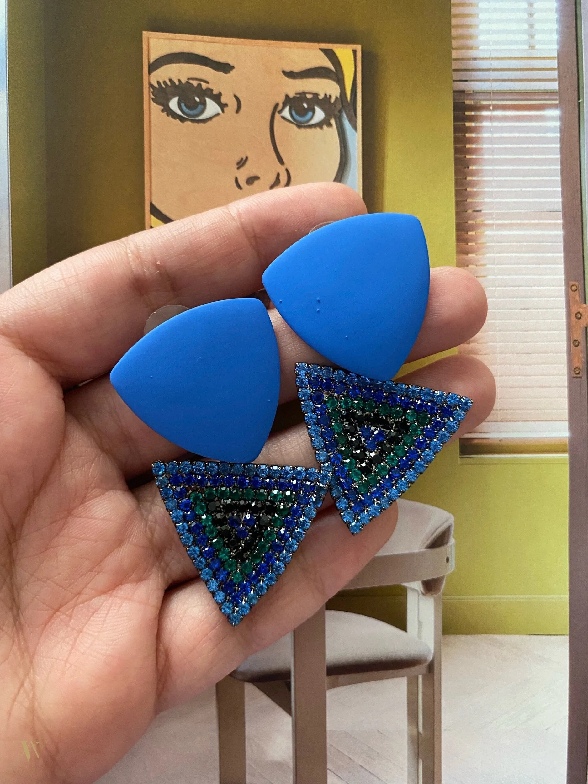 A8DFE788-1ACB-4B81-8EFC-074F37029091