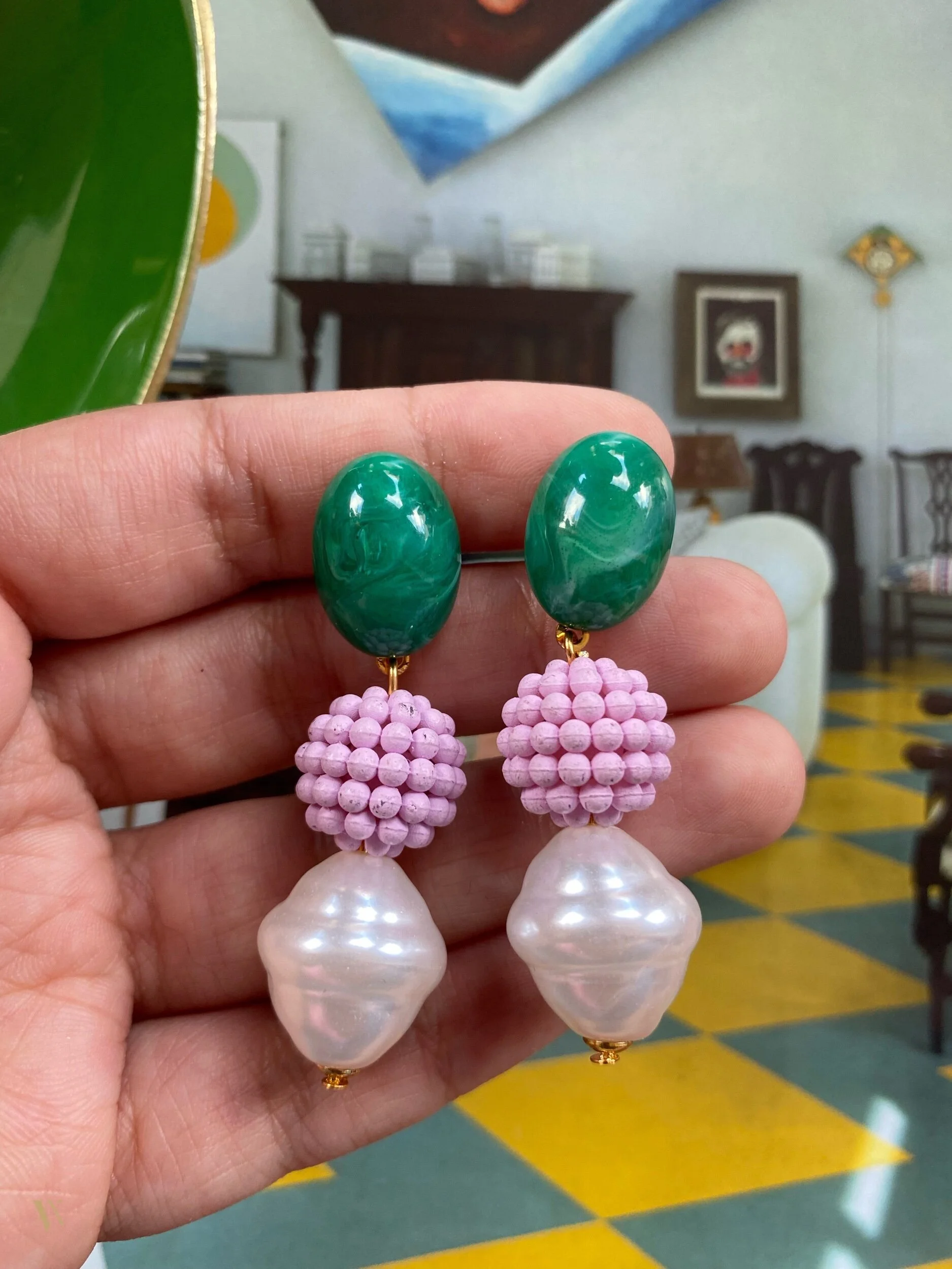 0F2BD5F1-0C2D-4A83-A3DF-3968864525ED