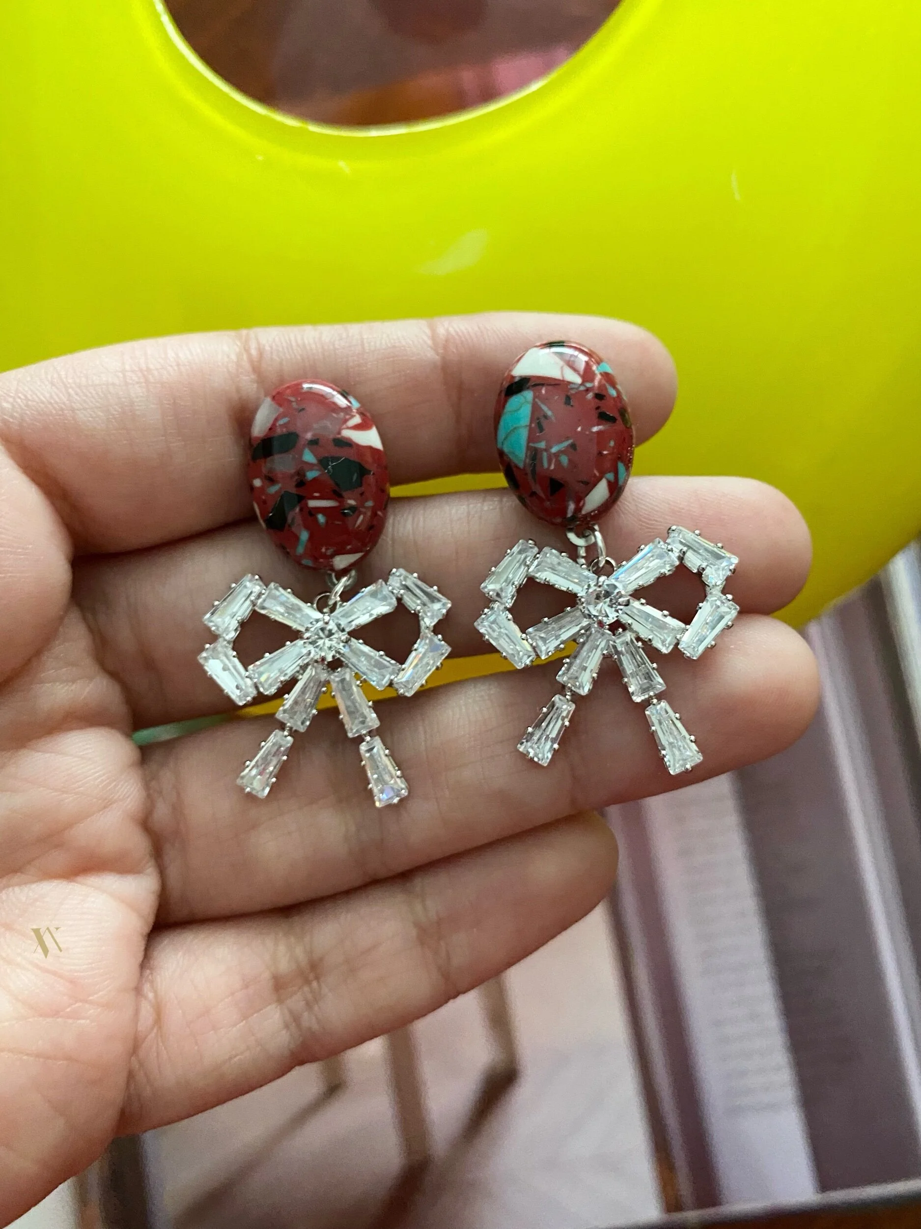 73D50284-6C0C-46BF-AC1D-2CEA6EC17B2C