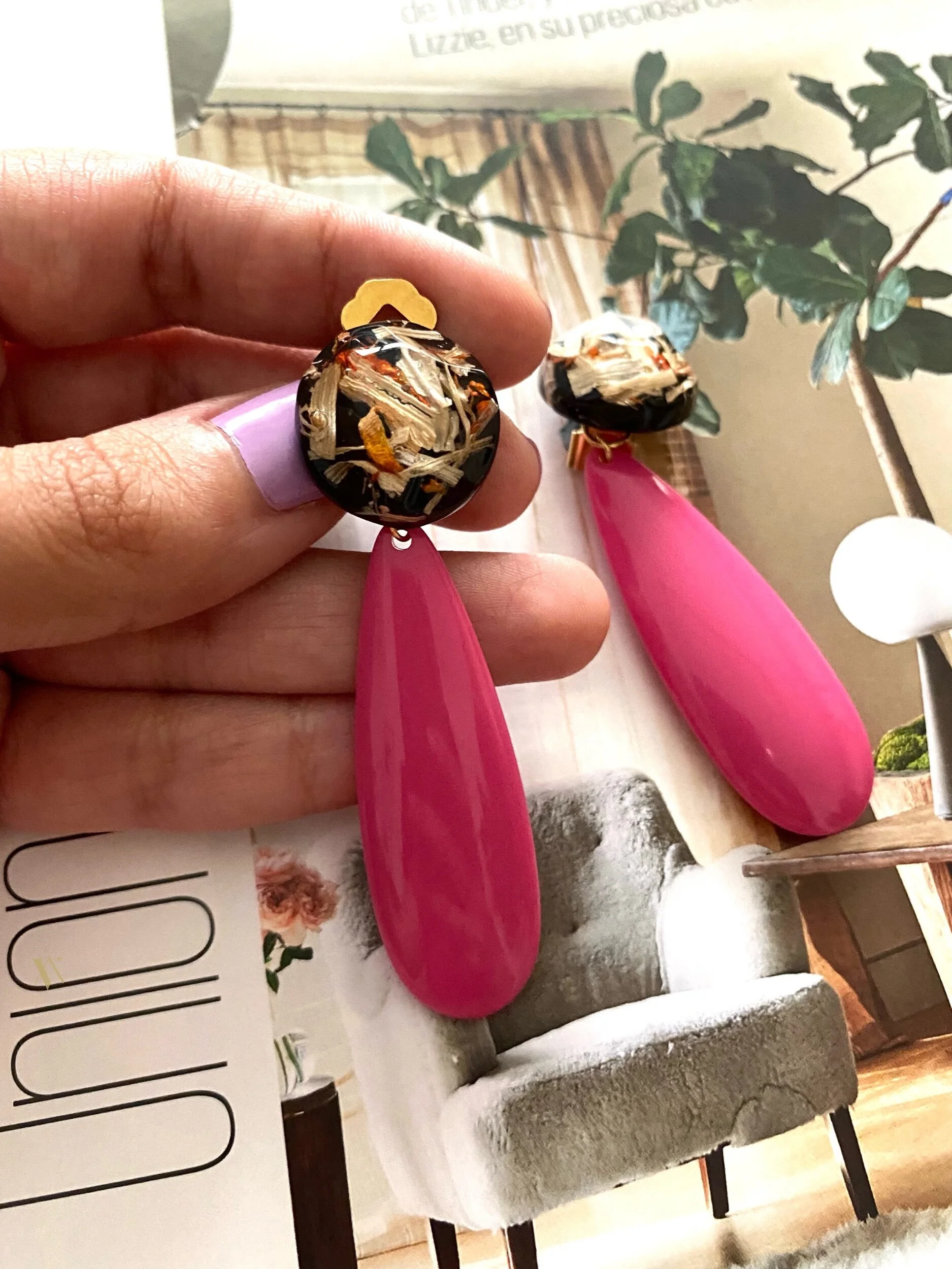 5B0B574C-26D4-429F-BE4A-B17F0FCE03E2