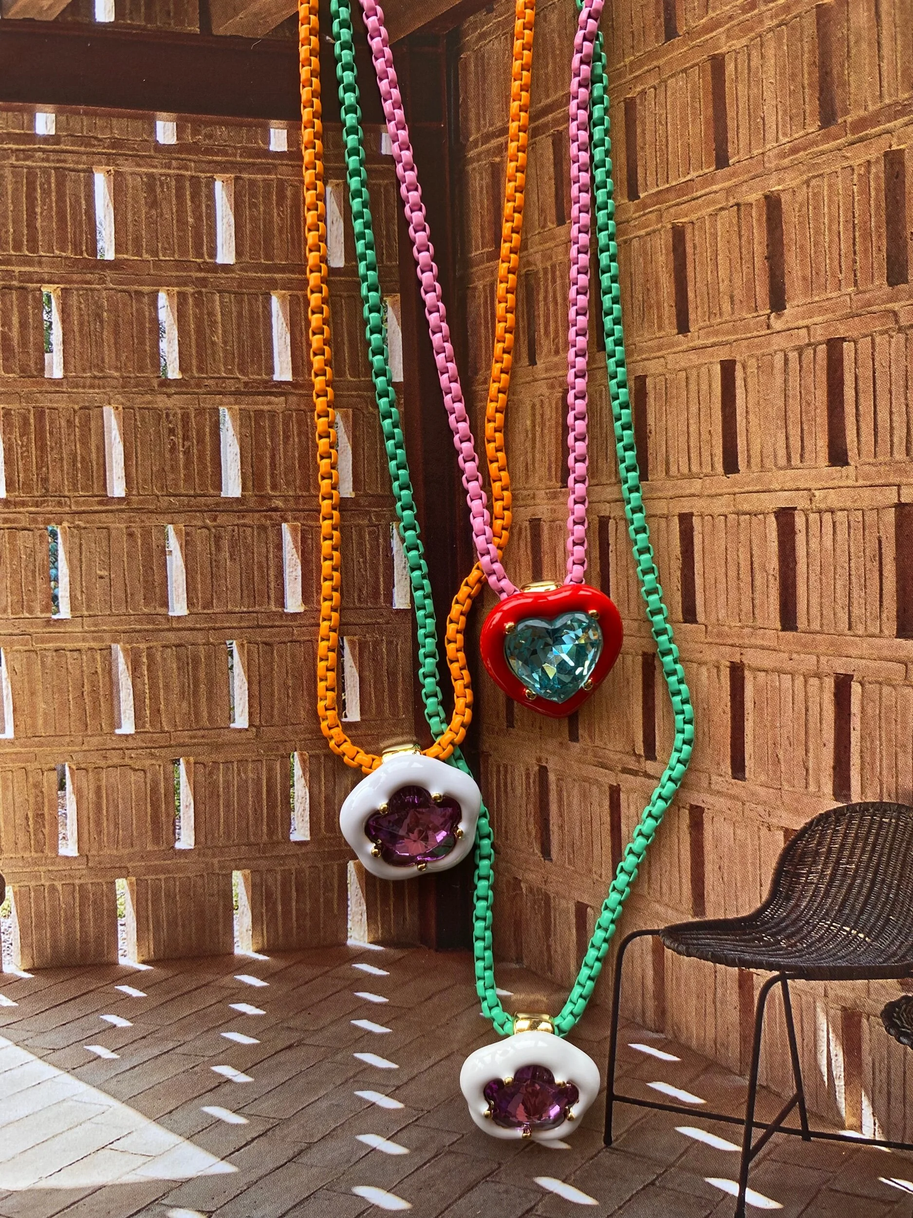 110B3CFF-36D4-4D8A-AC48-EE75957B5BF6