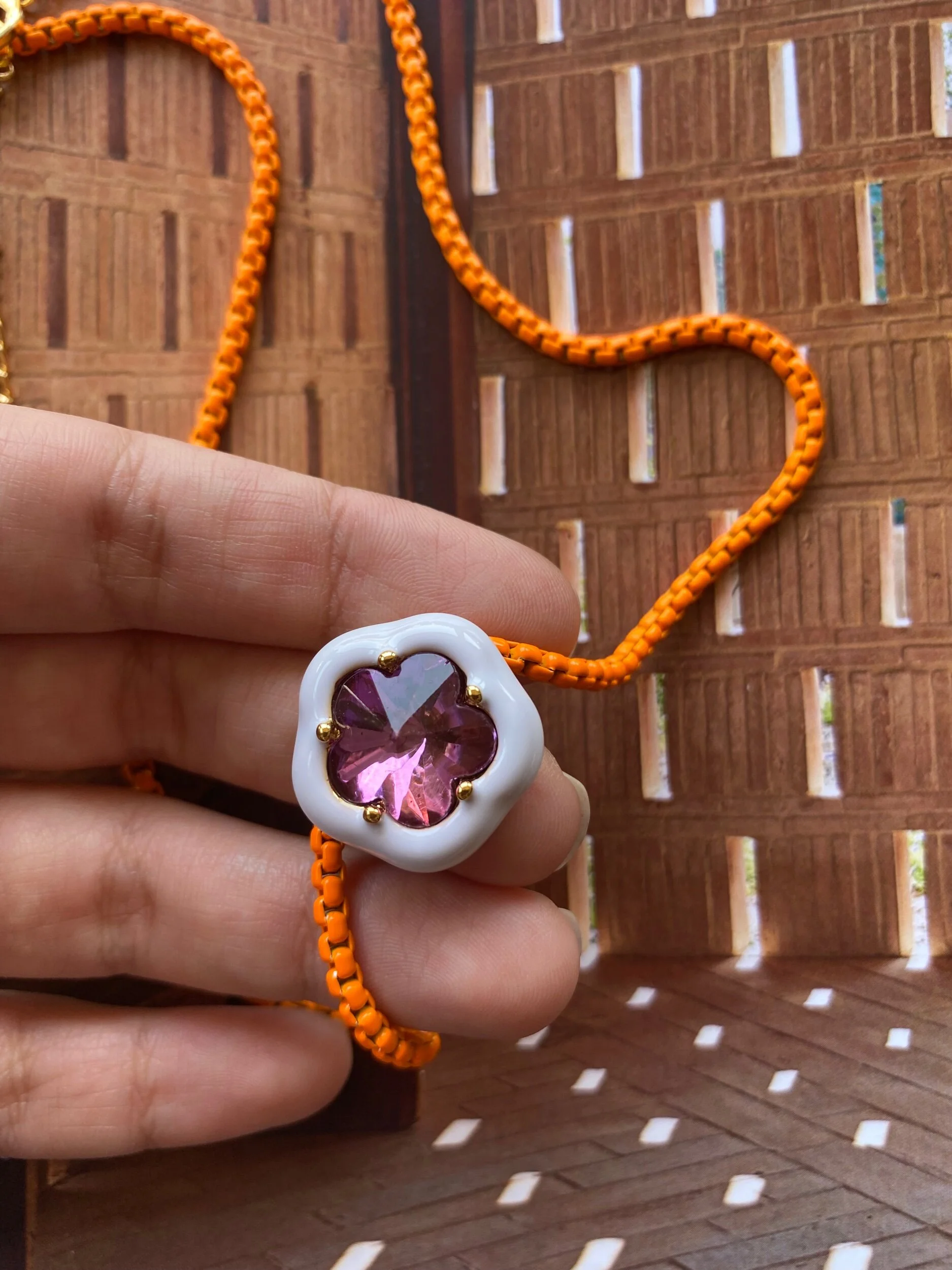 F459ED38-40BF-4C05-9BEC-E32BE1195557