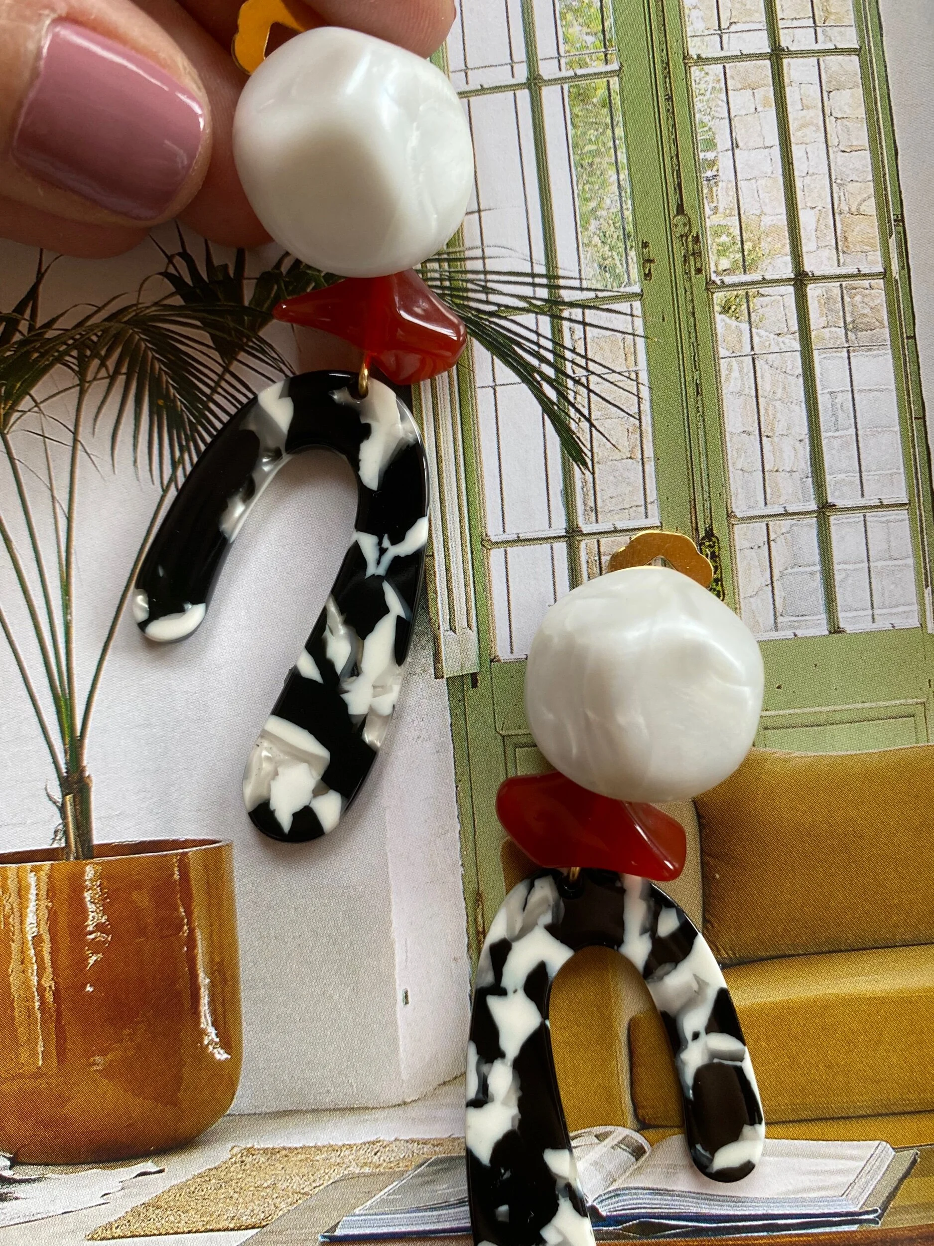 1FAAC482-E7A5-46E5-84BE-C3835A91DC1E