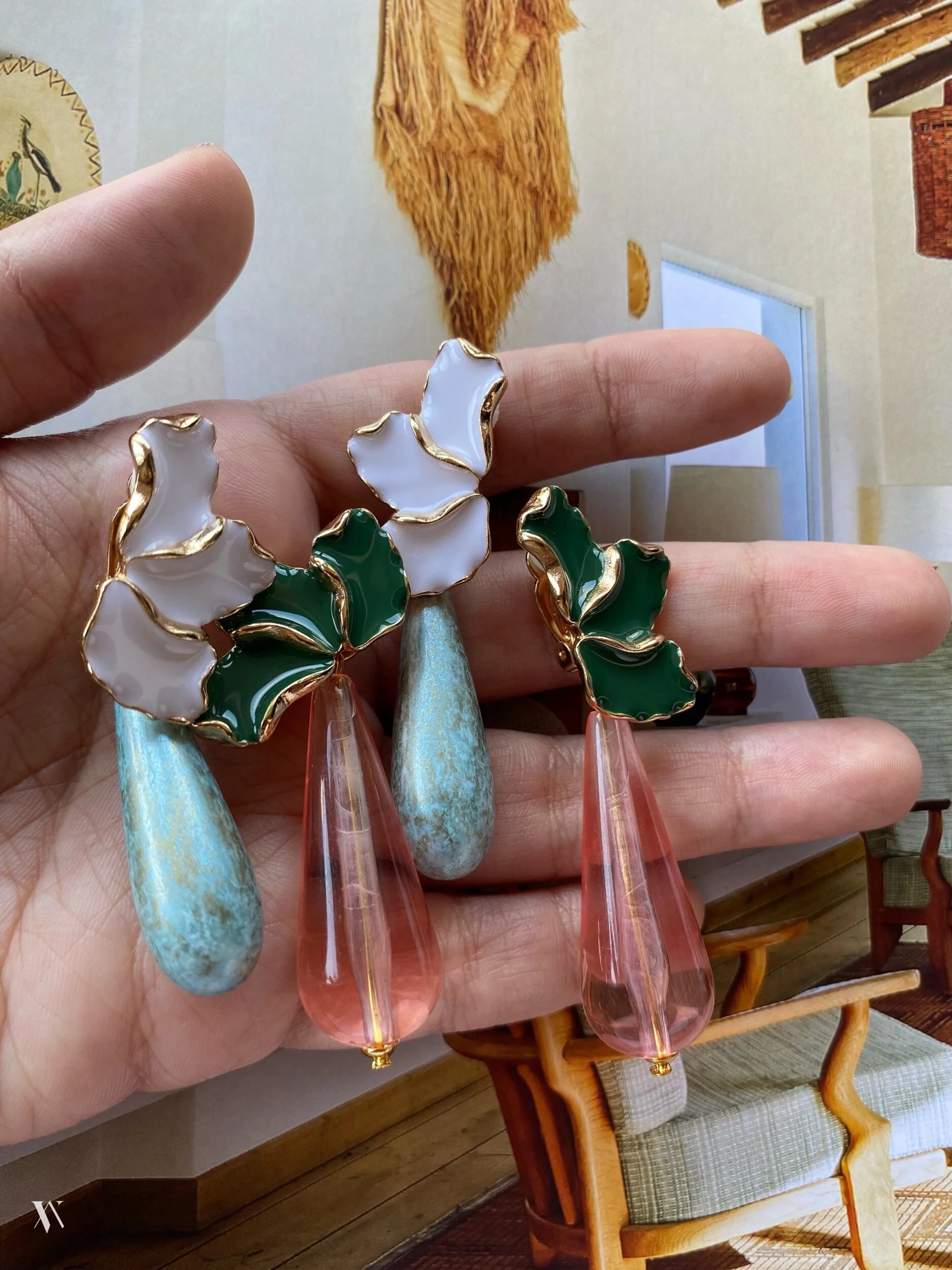 B6753B2B-FE6F-4707-92E2-48D9B54708C4