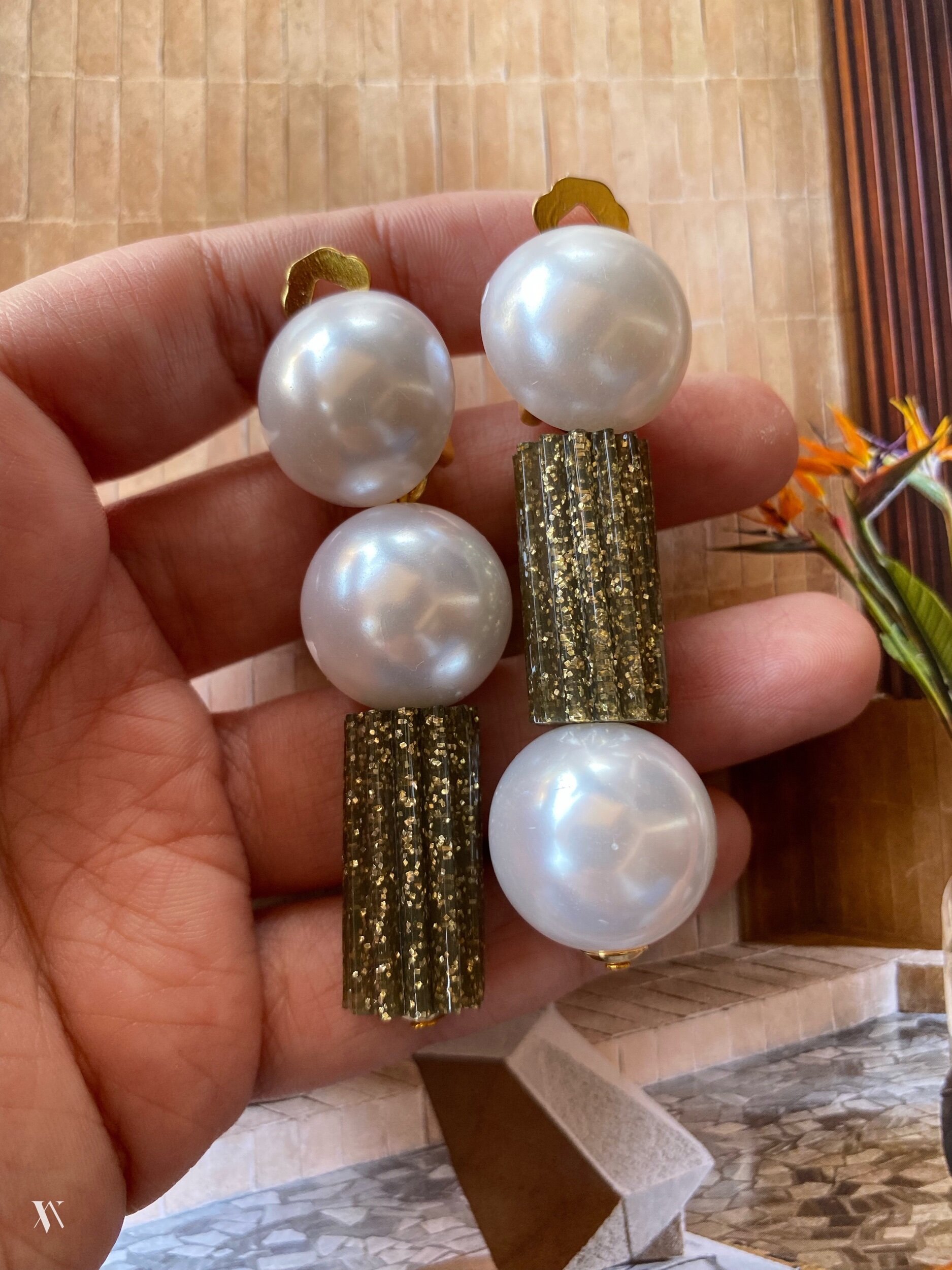 3FB92E7D-5CDD-455A-A1EC-8B3063B1B90E