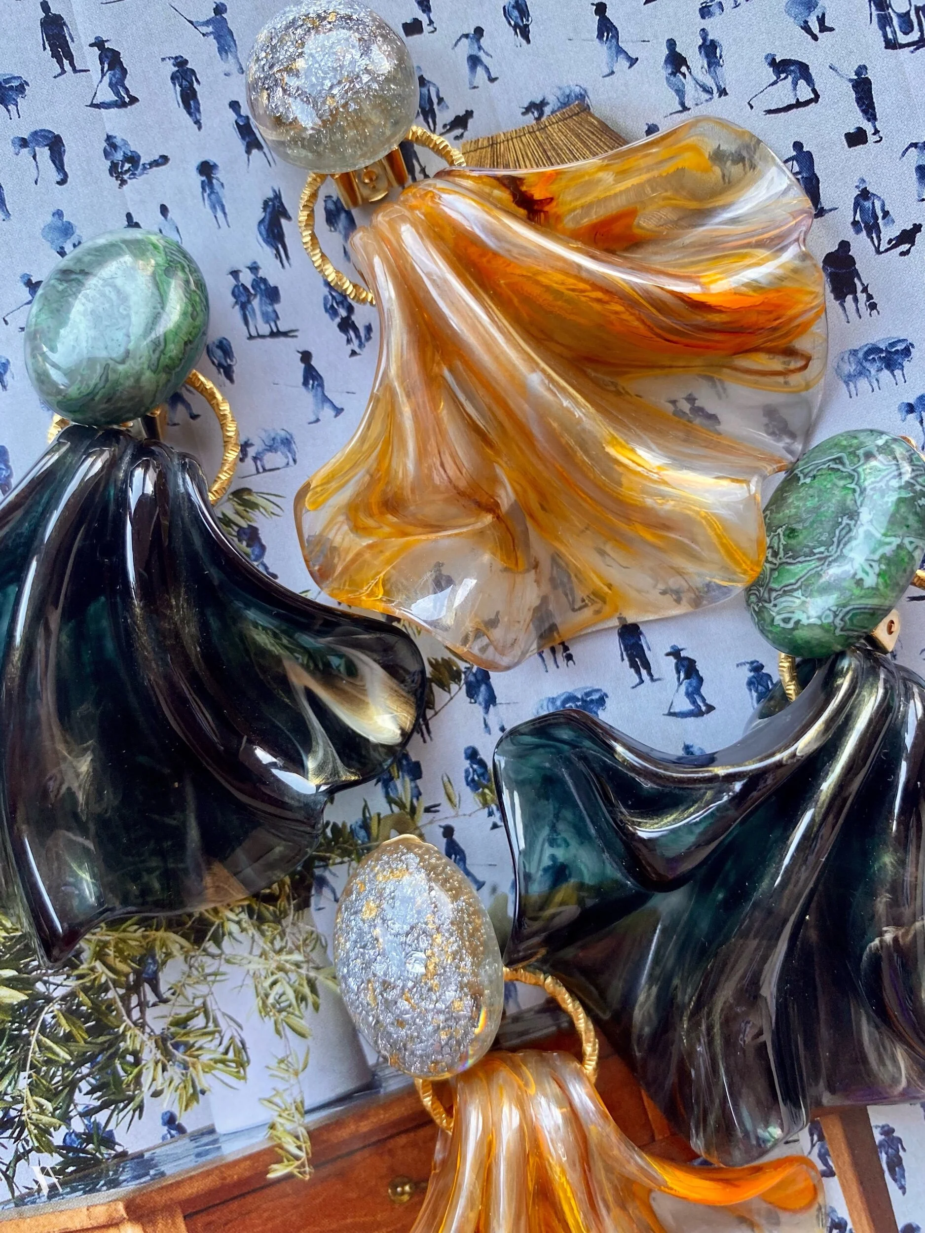 6DD6D93C-BC58-4577-859E-2415B5CA85EF