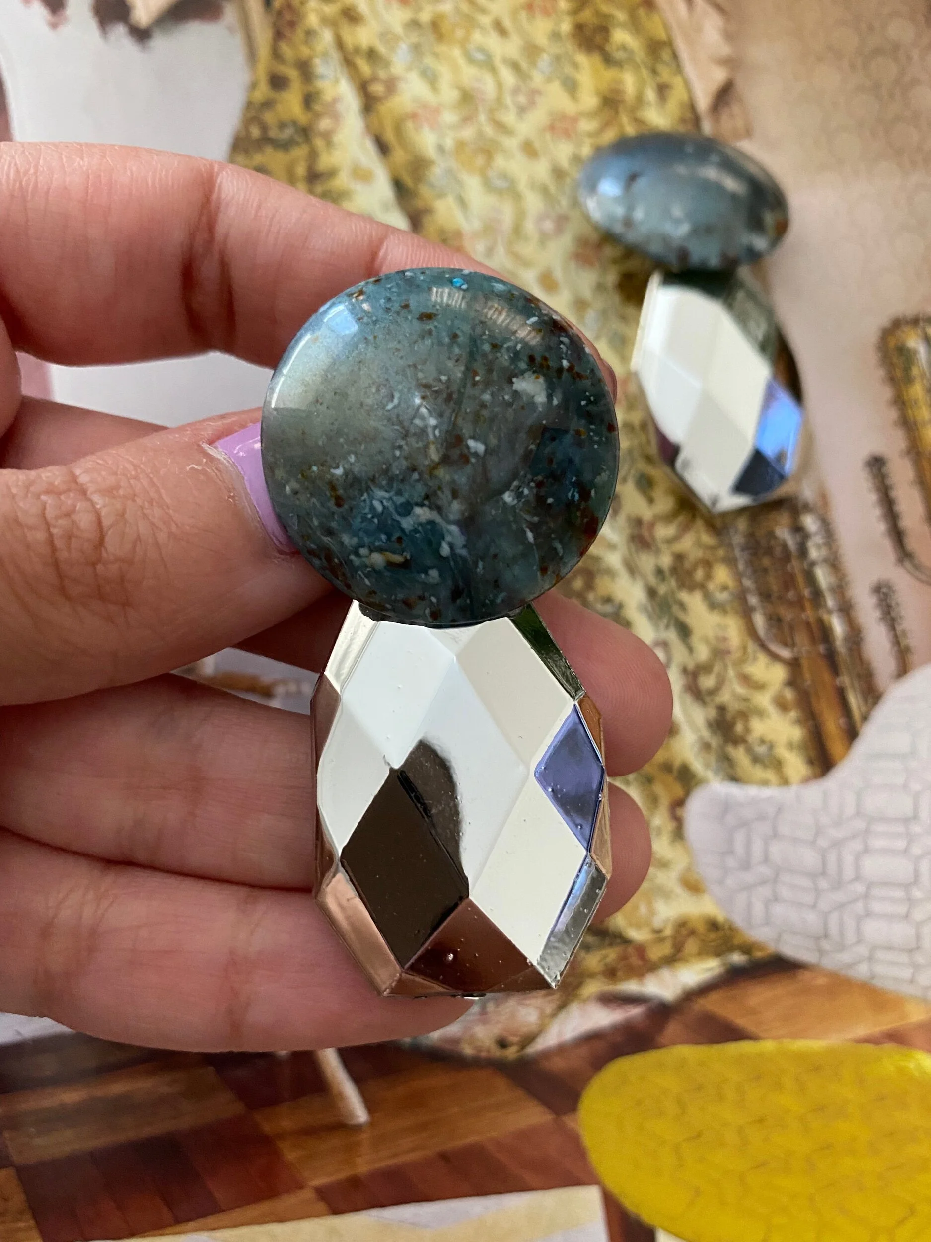 3A838159-7F2D-4714-9CB4-DFB879457C3C