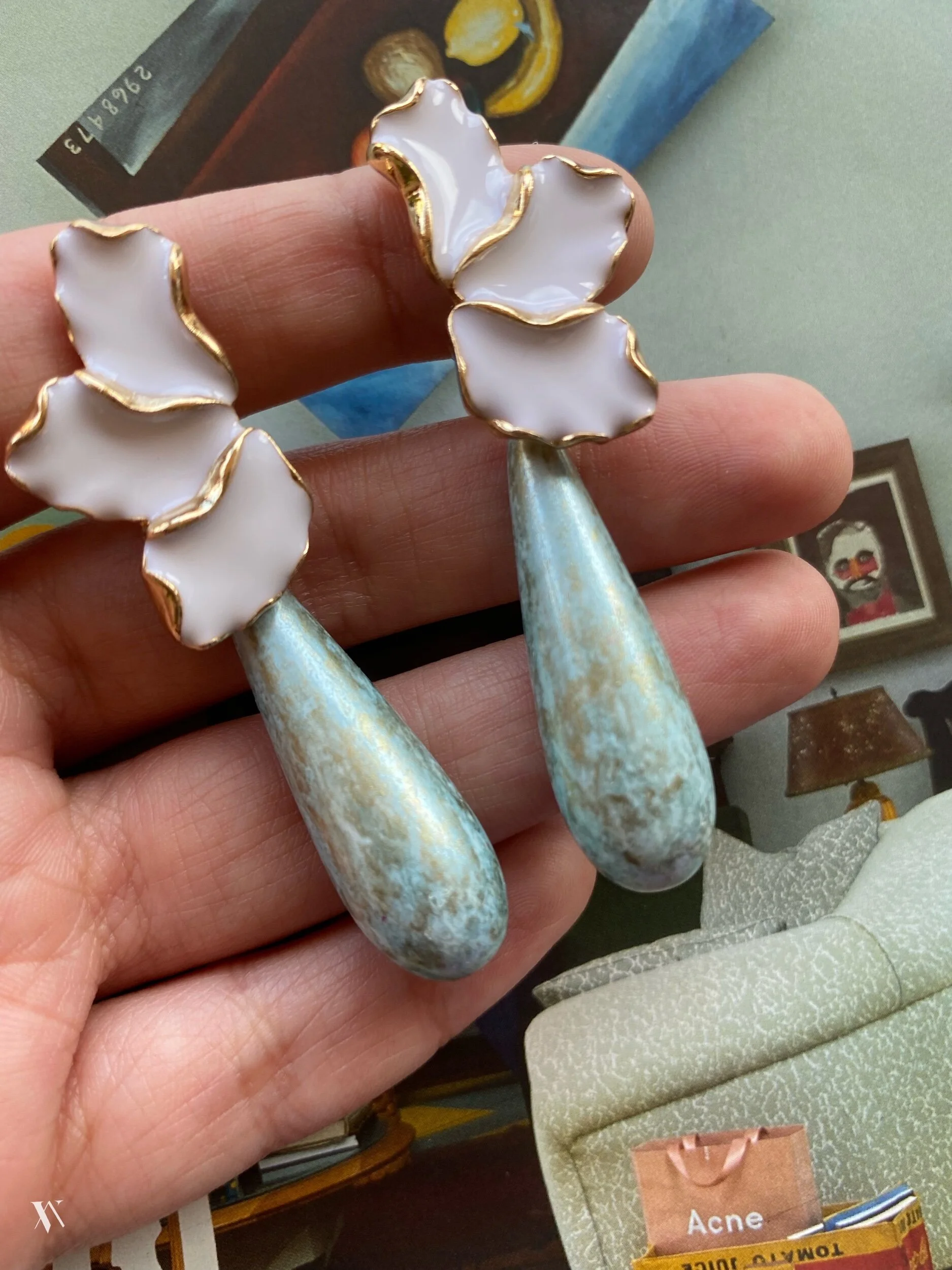 0450368D-F7F0-43D9-87D2-EE399462283B