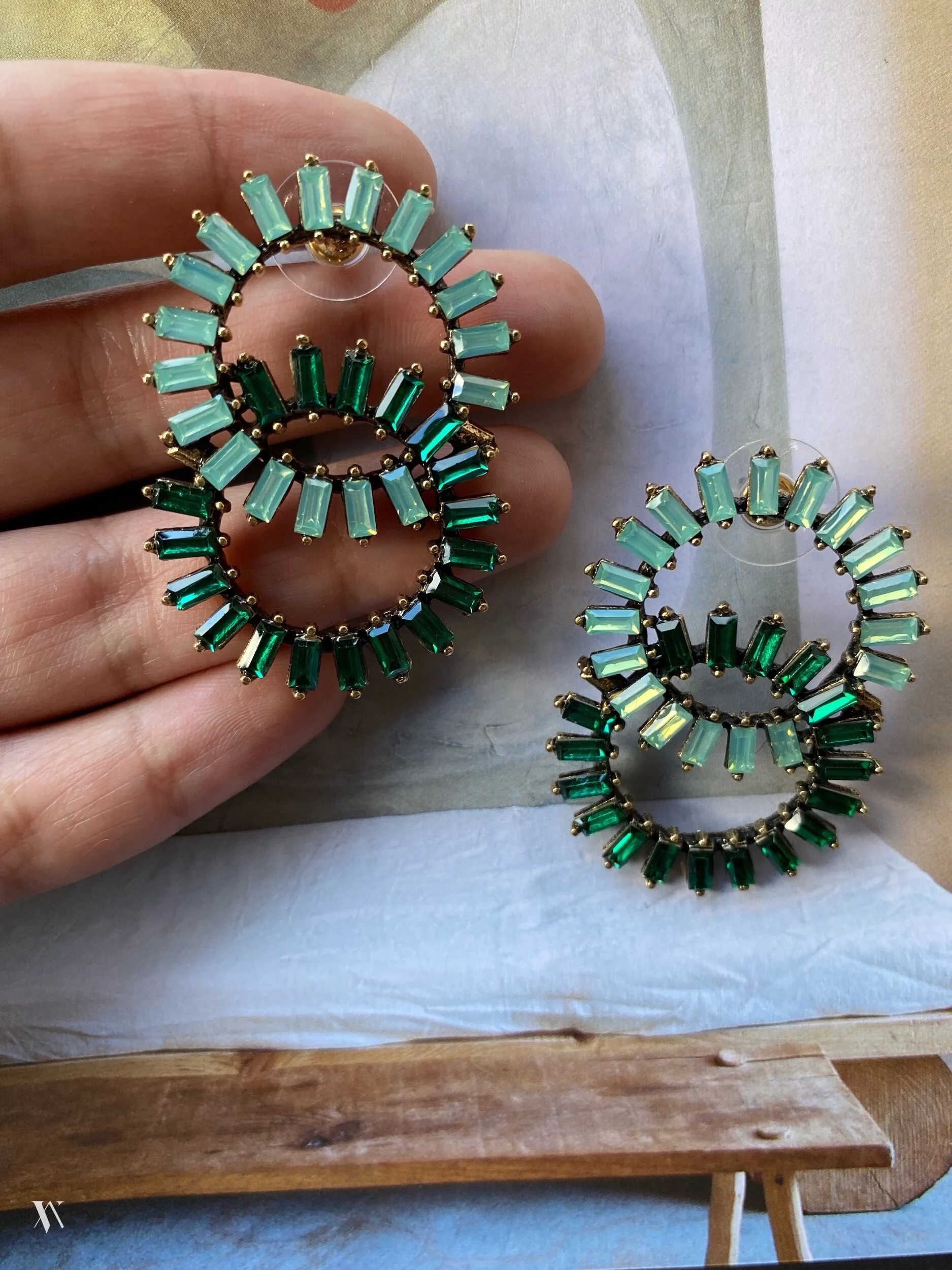 6AD55C88-105F-4DFC-A6EA-1428DAF4BCAB