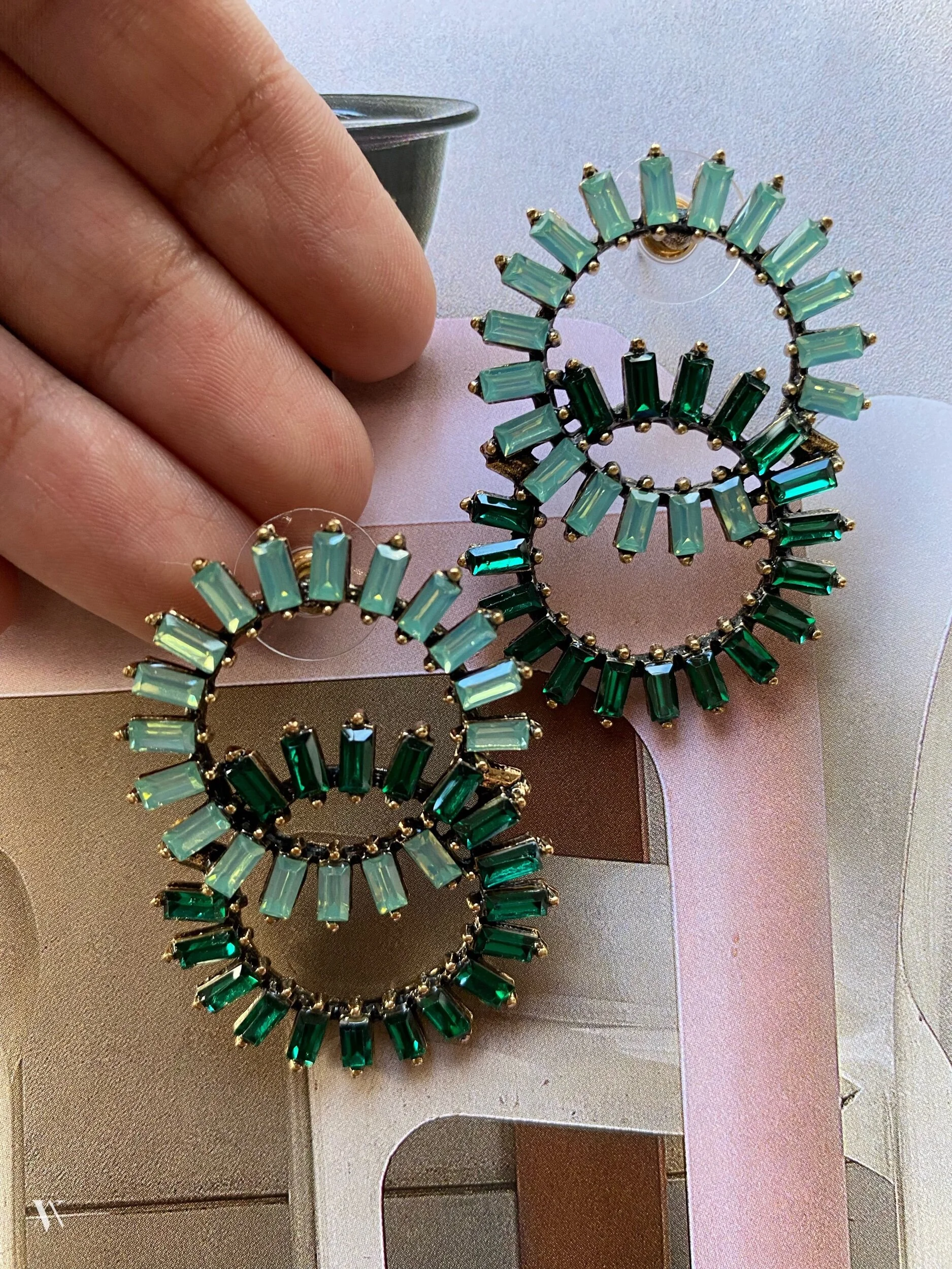 D52CCEB5-75B0-4432-B6A8-3DD4154D64F9