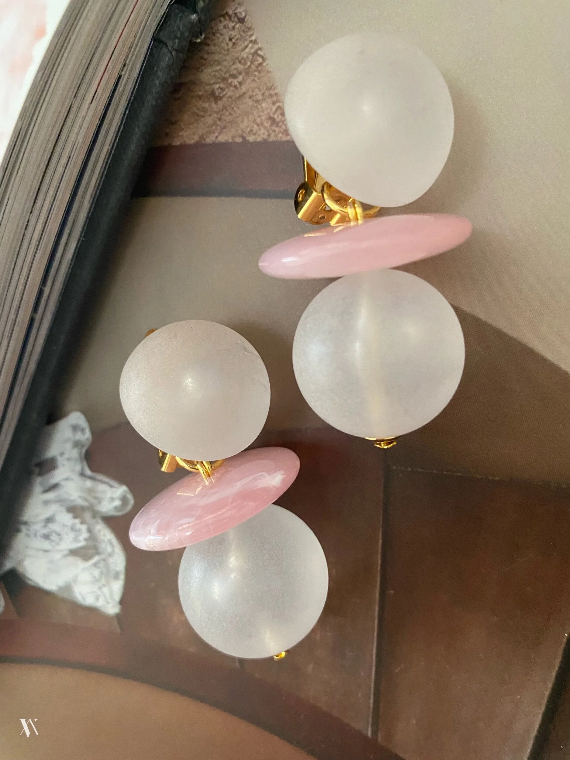 BF9CAD3E-6DBC-443A-8959-7B2006BE3D7B