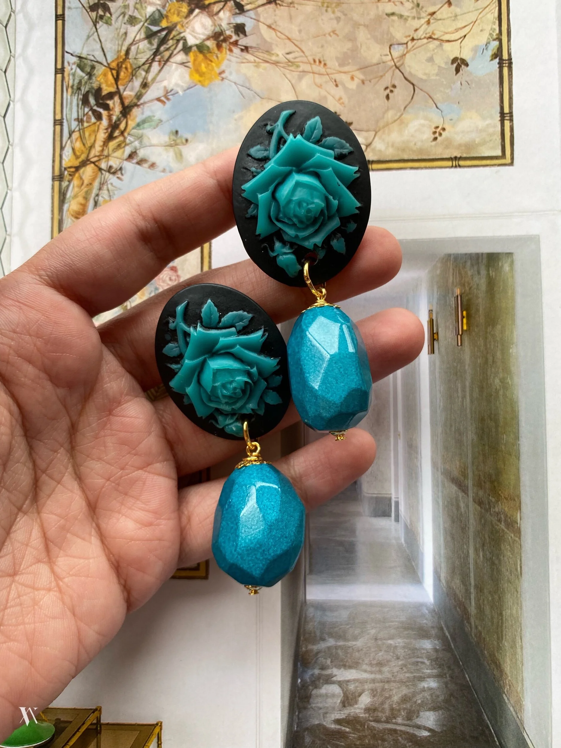 2108AE27-98A1-49F3-BF07-B9A0363C67DB