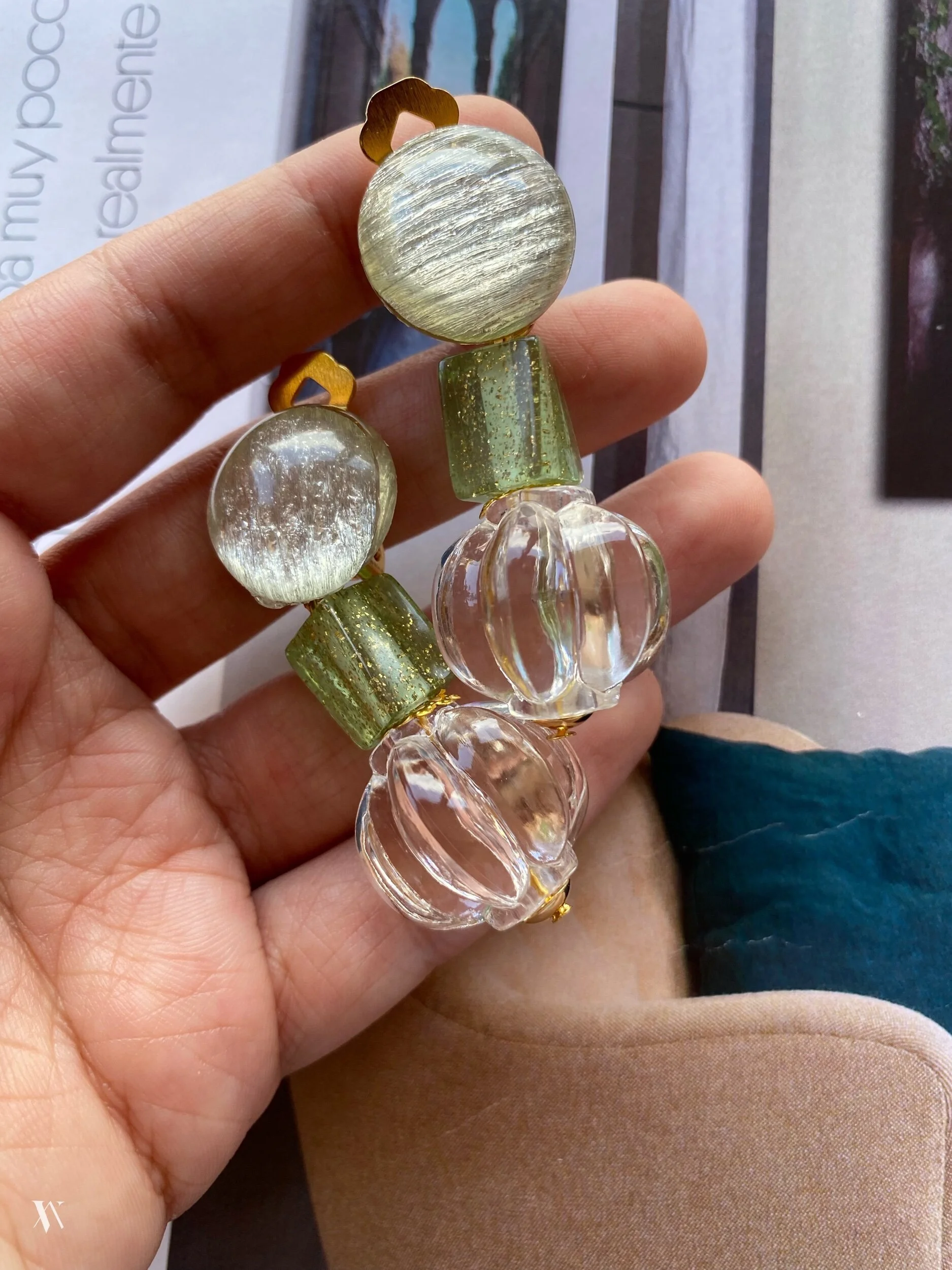 880DB806-BF3A-49BC-9773-7940E4BC4C44