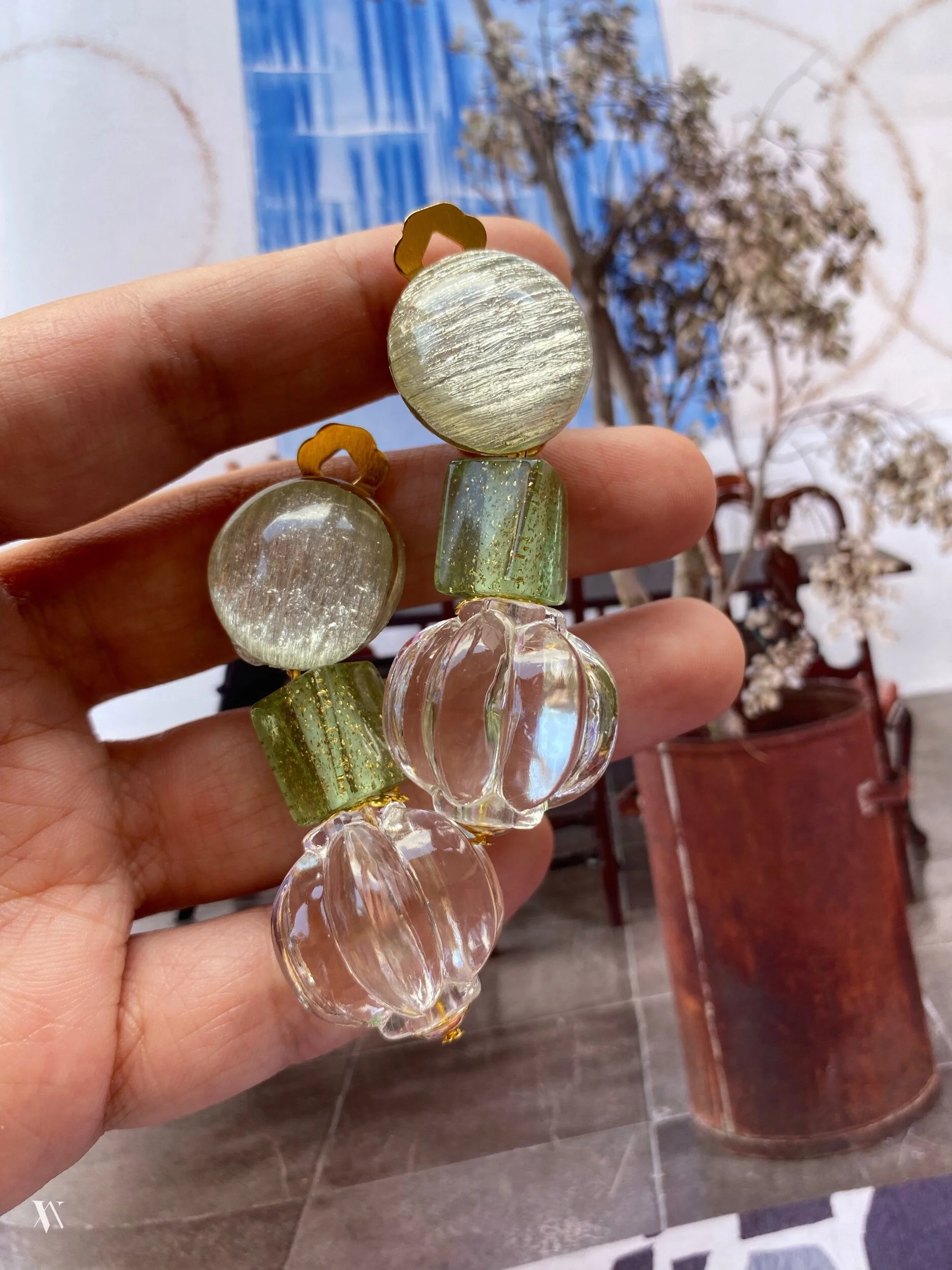 705890F9-D7C6-4BA0-BDF3-38E81819A7F8