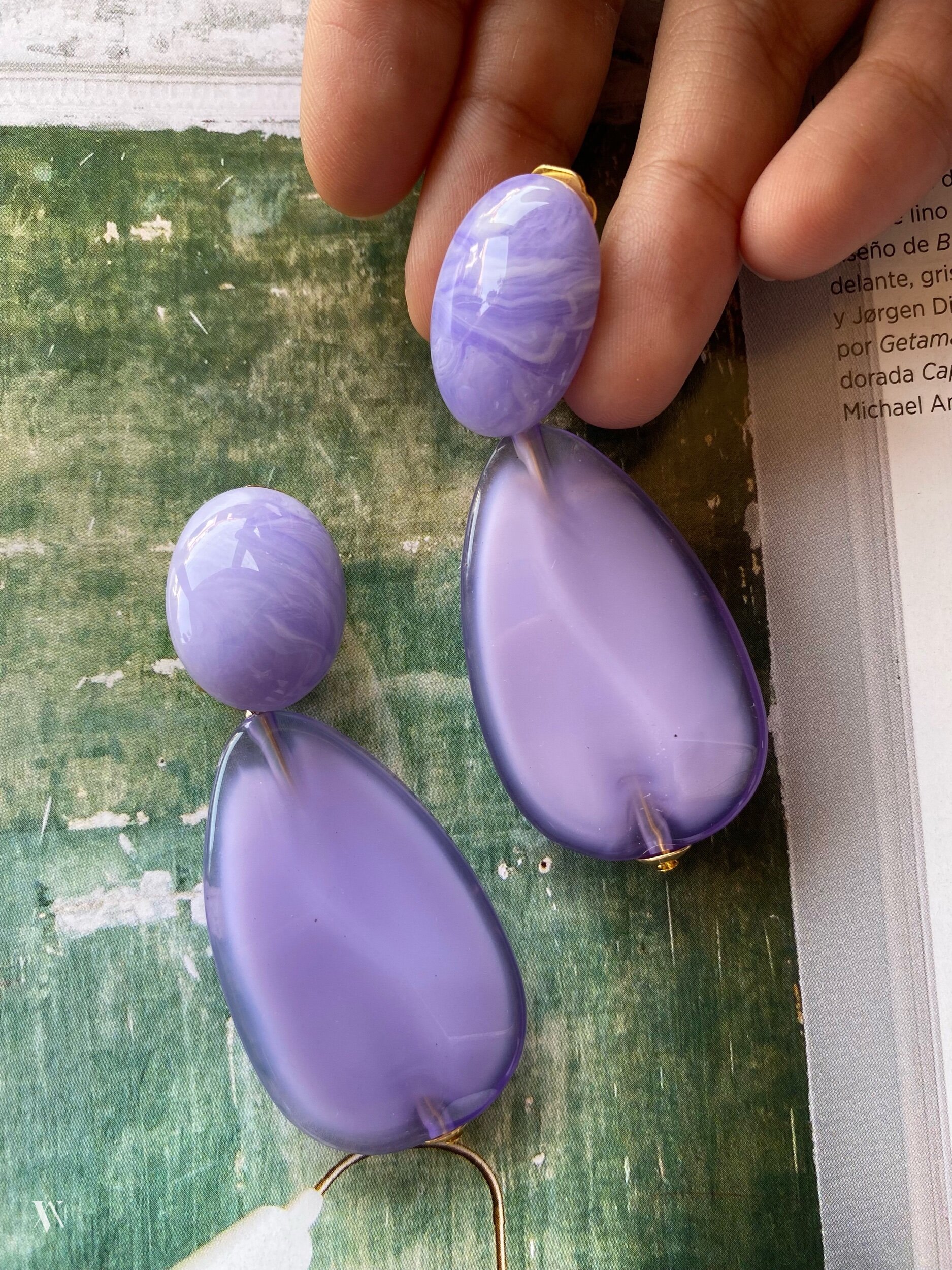 9A2F6C79-37C2-40C0-BADE-C76D122E1930