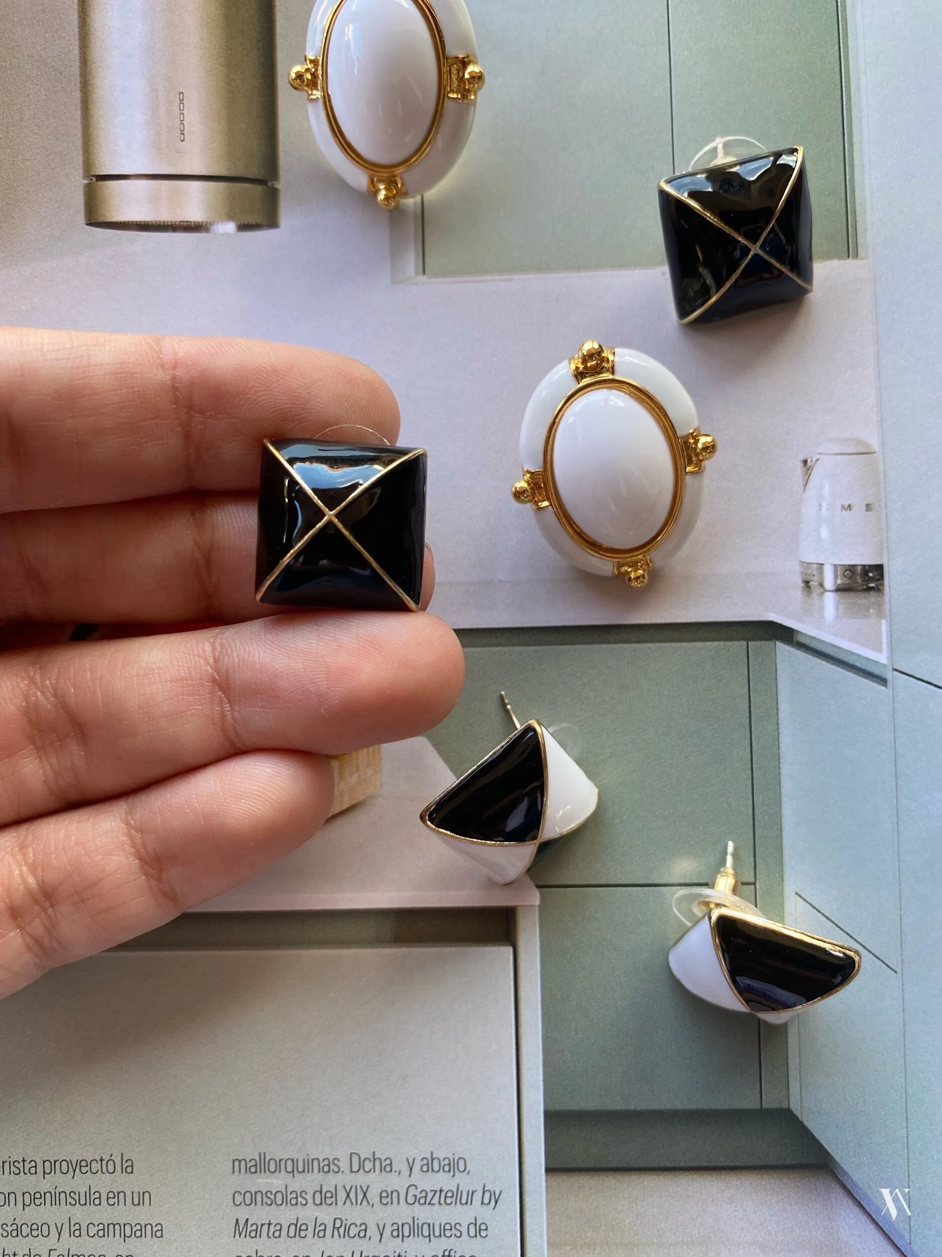 77717DC2-FBCE-410B-AE92-B353EFF01EC4