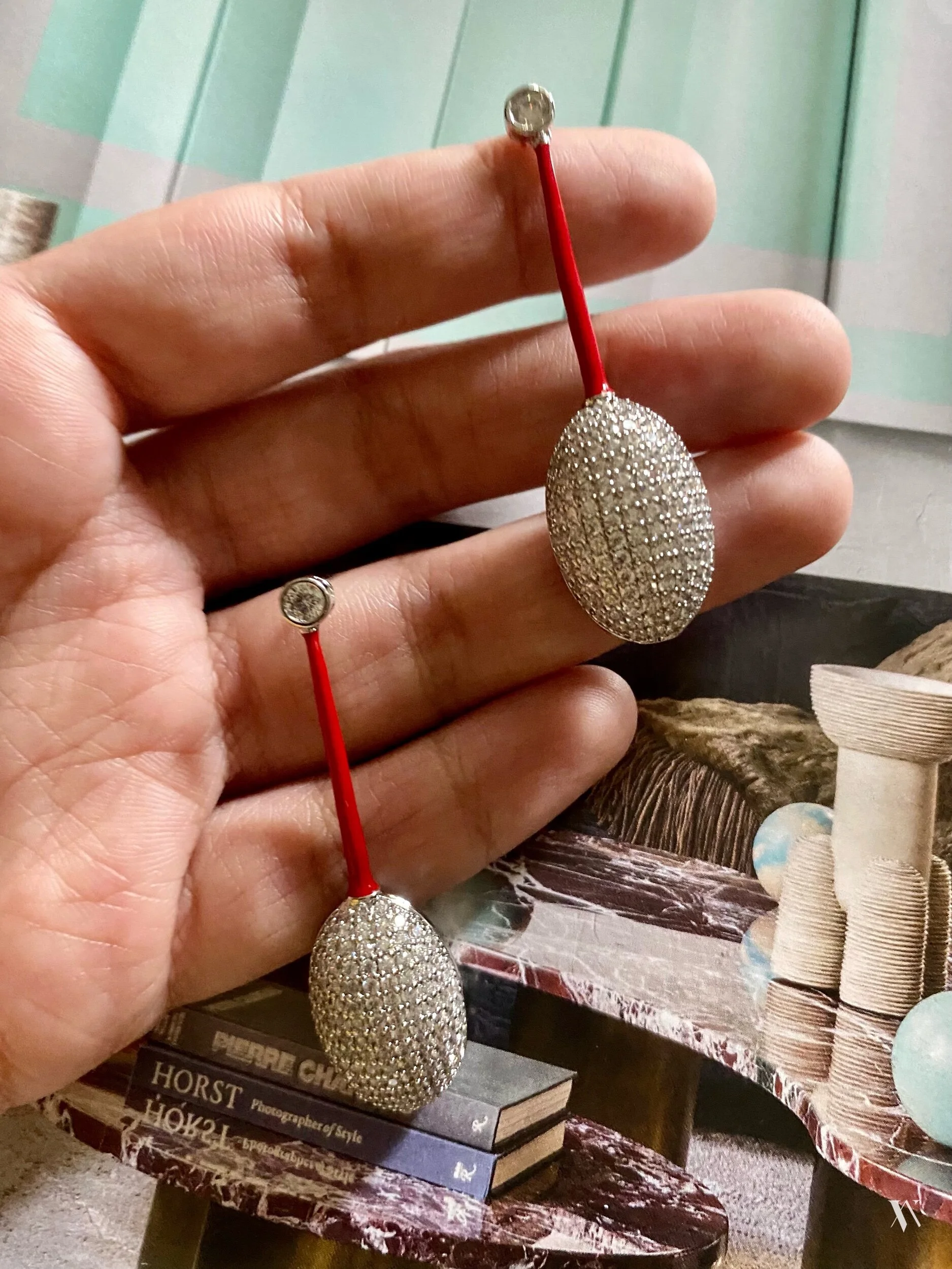 090DFD63-2BAE-4527-9407-47077672E939