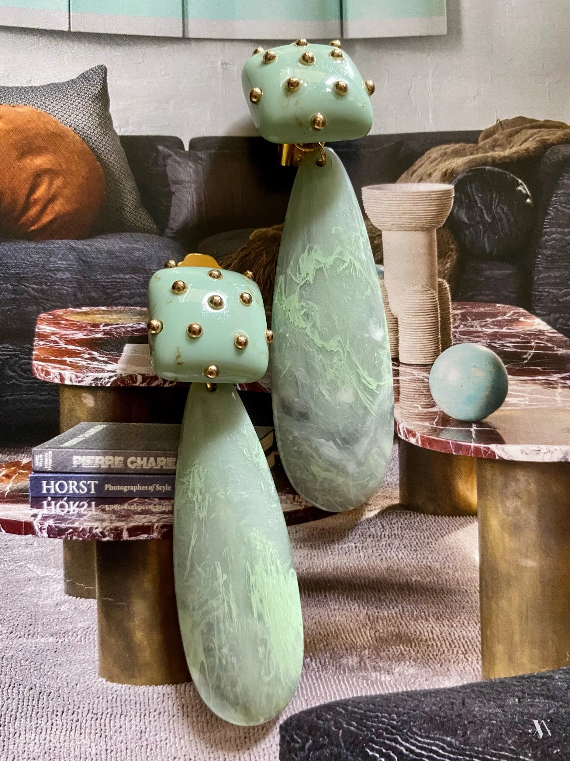 B6FFDD32-C4F0-4570-B014-333E7F42D6C4