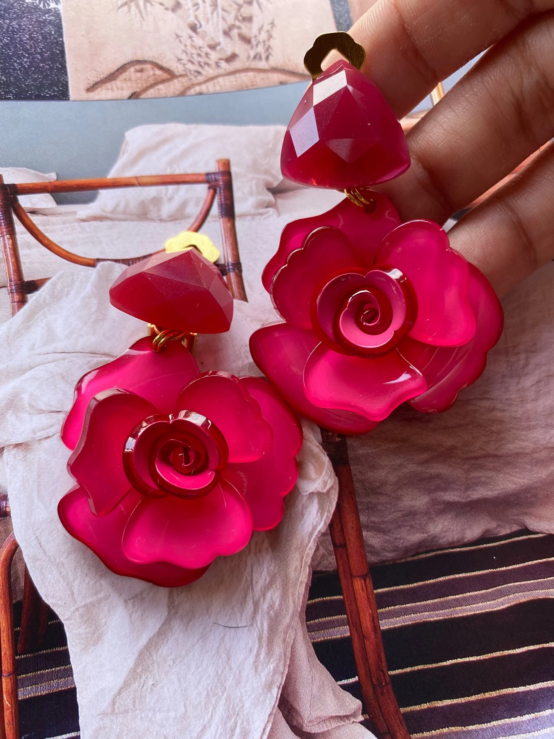 44297811-EBB8-4E73-8CF1-0F37A50913FD