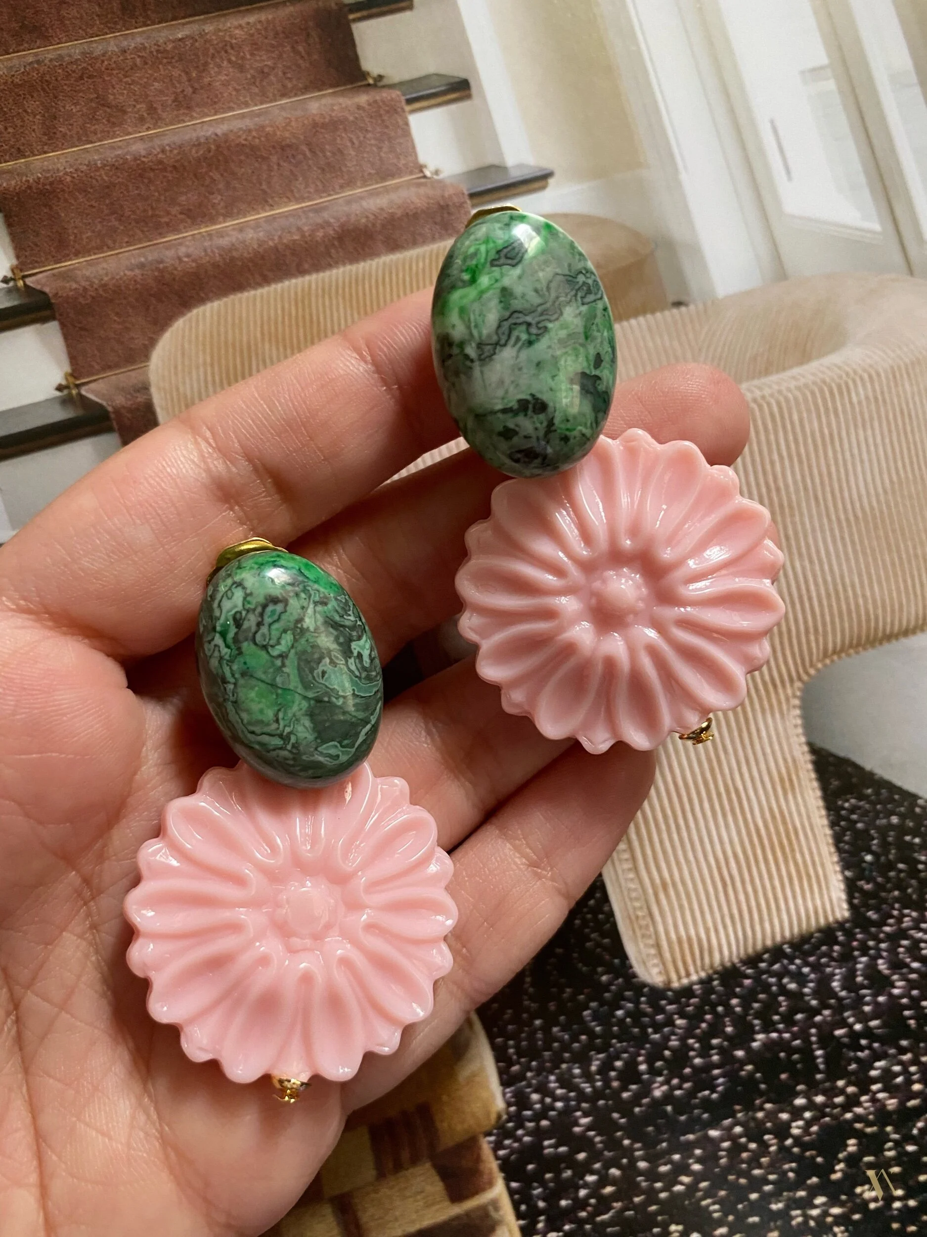 6727E6CA-22F9-4C7D-B97F-E919A453E78F