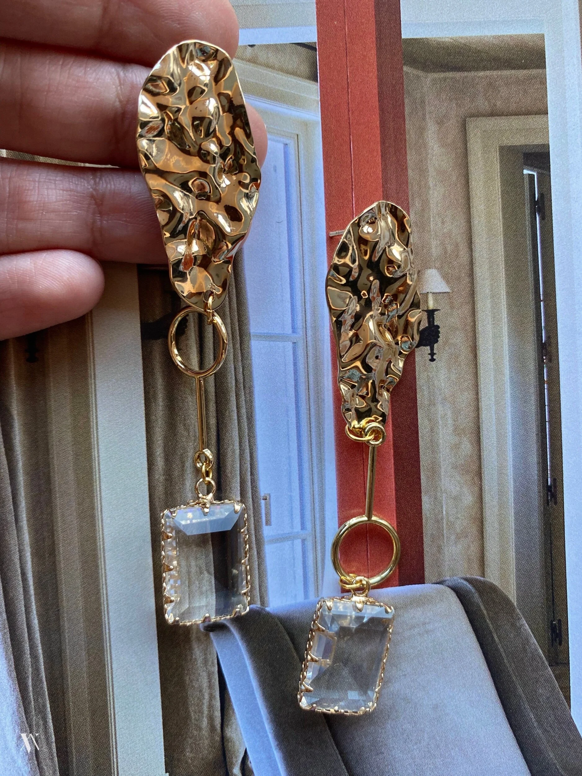 8350BE5D-2C56-430C-A202-2F5DFDF11EA2