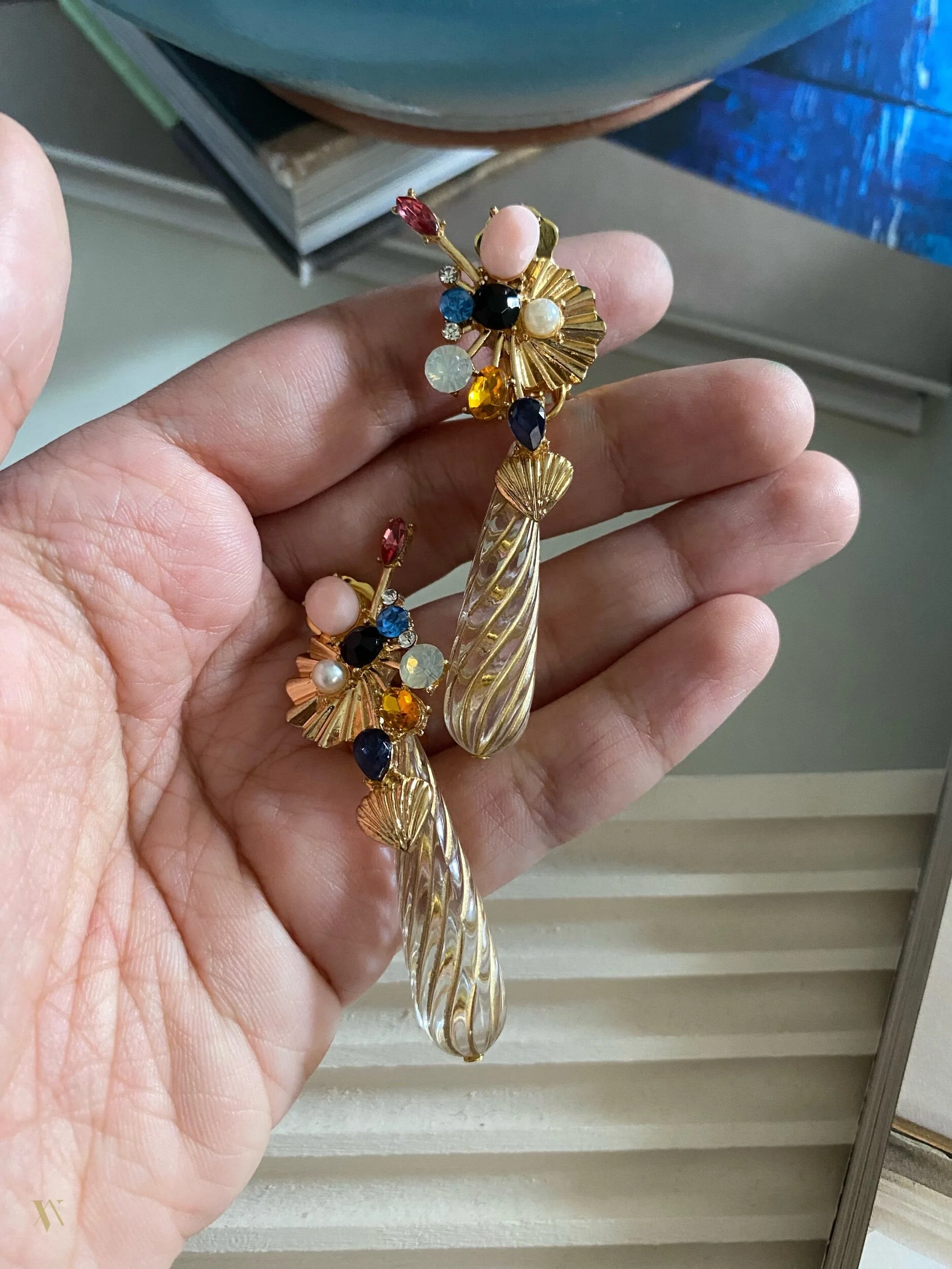 554FA89E-D1F2-4BAB-9676-D25AF7A38357