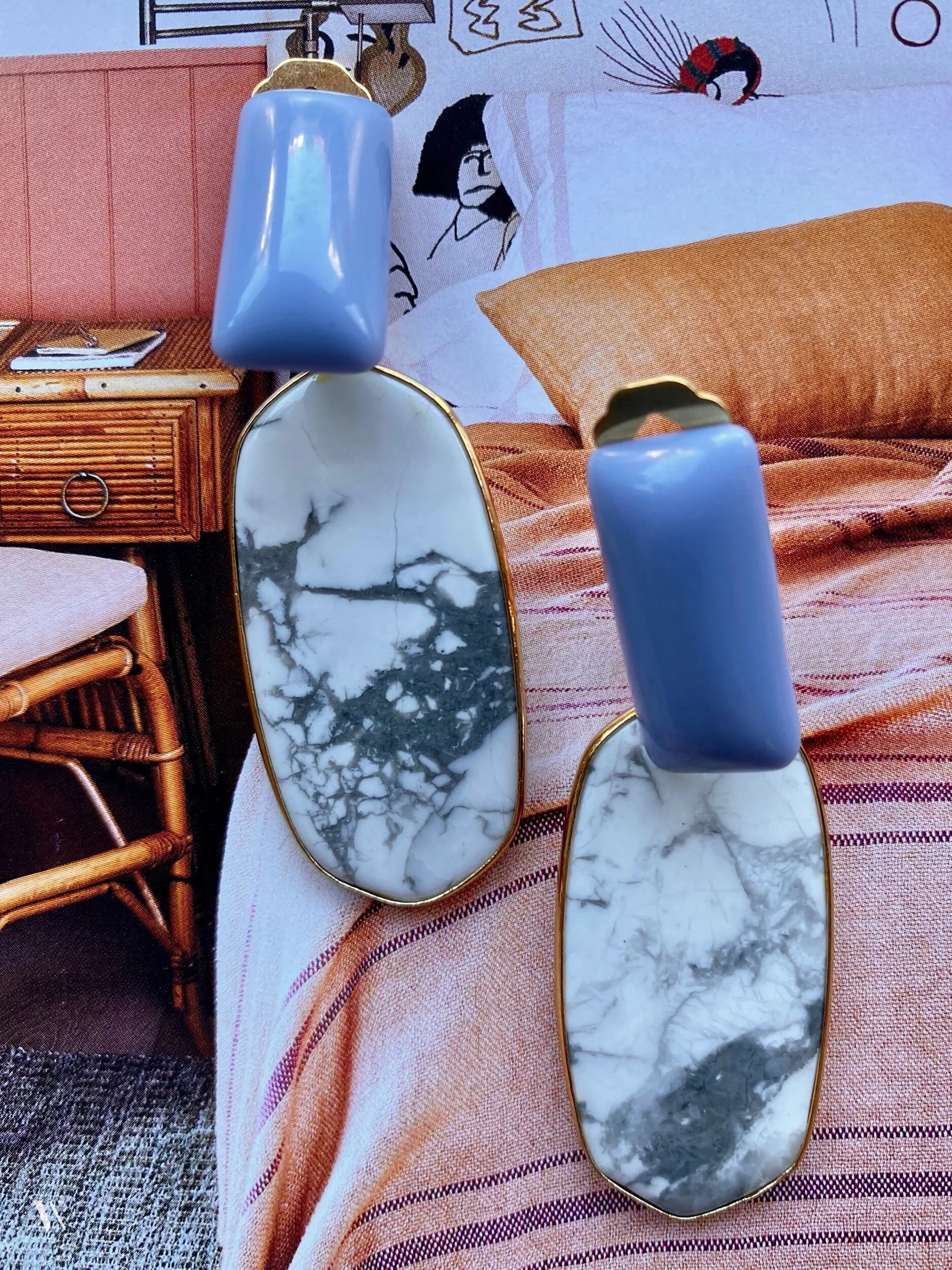 A0AD5C10-C68C-4221-B350-5E3206D31EA4