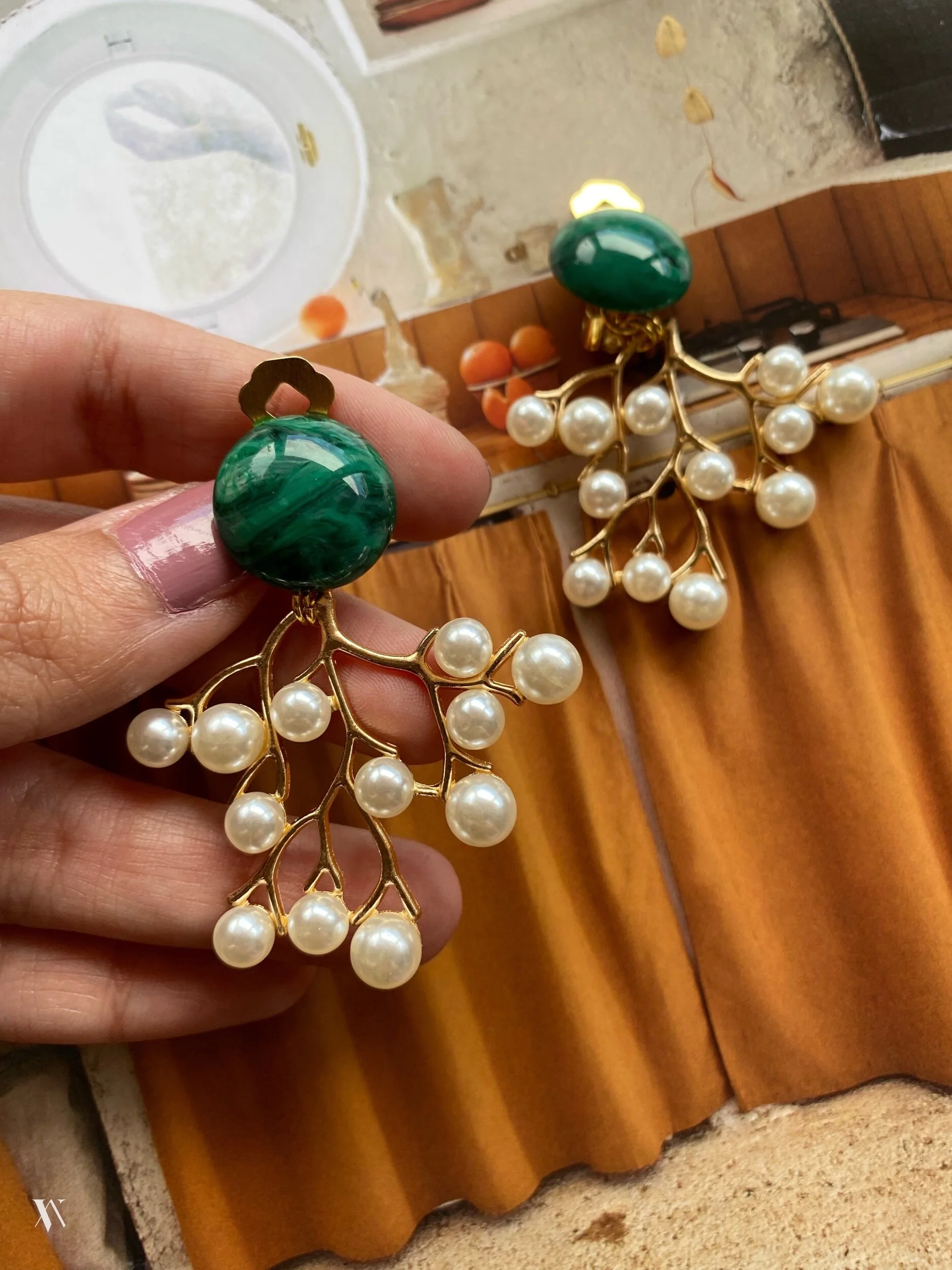 1FB06A56-C479-4B9A-BD96-7AF5E8653C0C