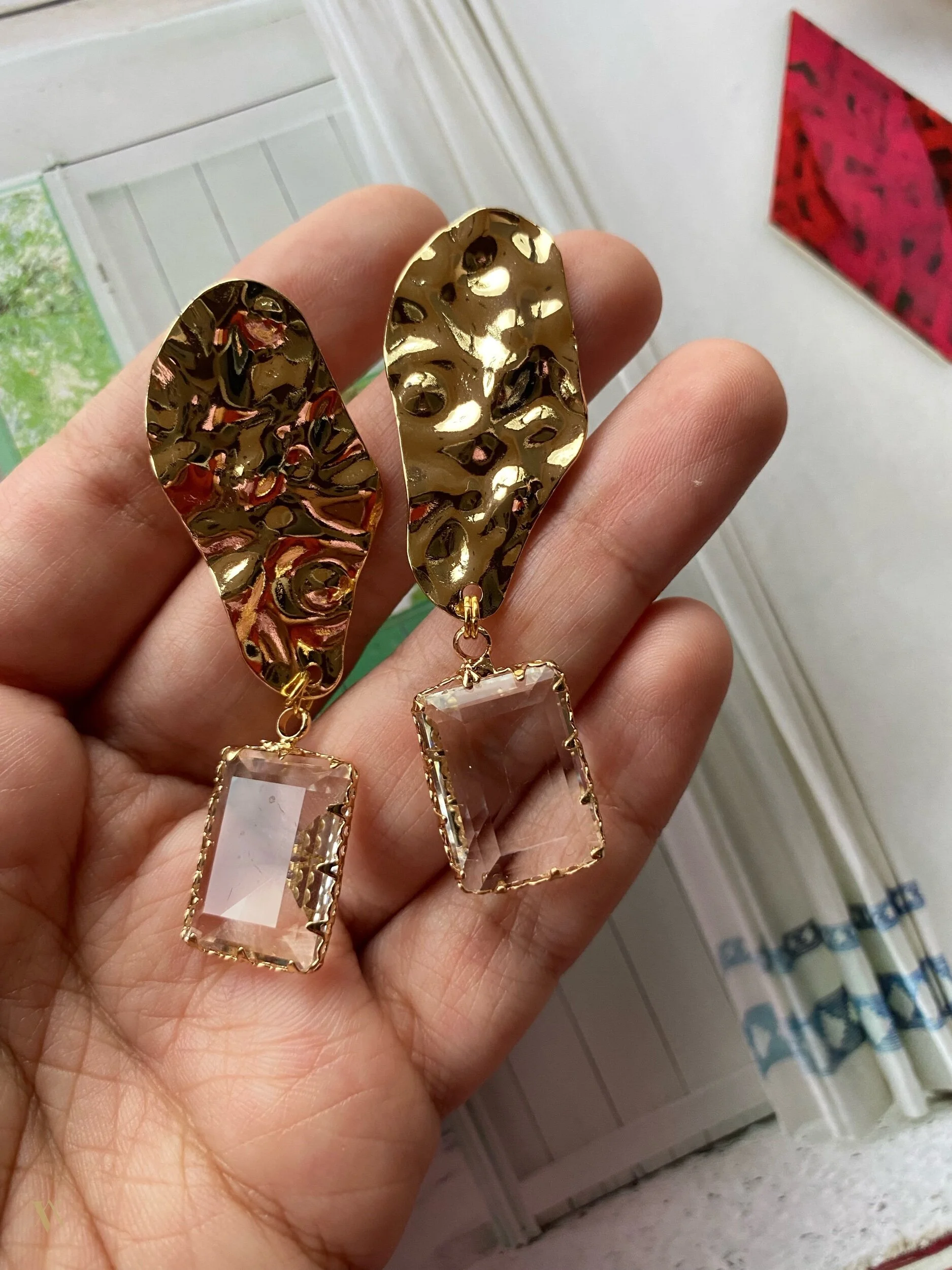 D45A31D8-4031-4A6C-88F9-7ADC5F26E64B