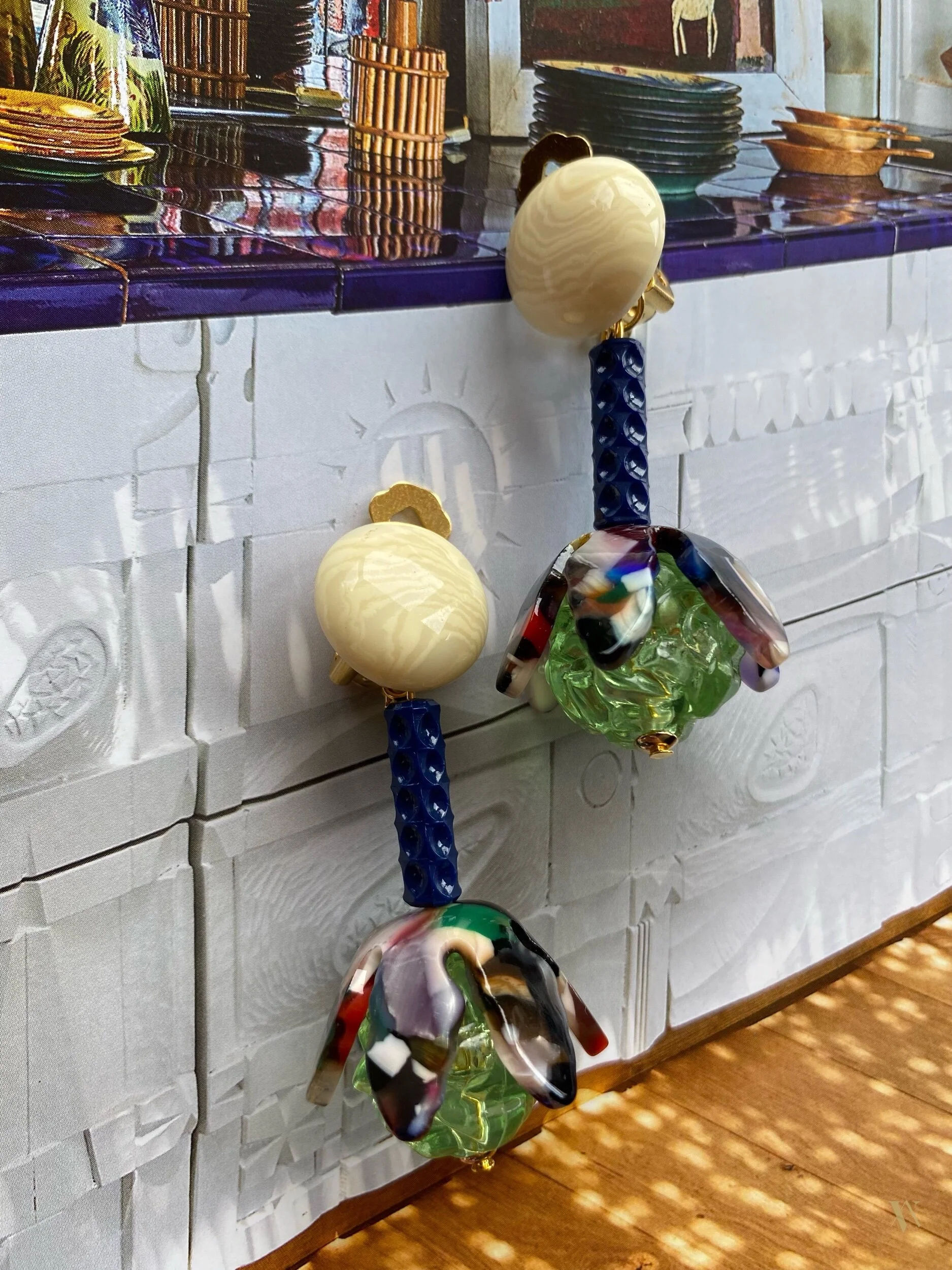 4634D05C-80AC-4BA7-B447-5A5B5D314422