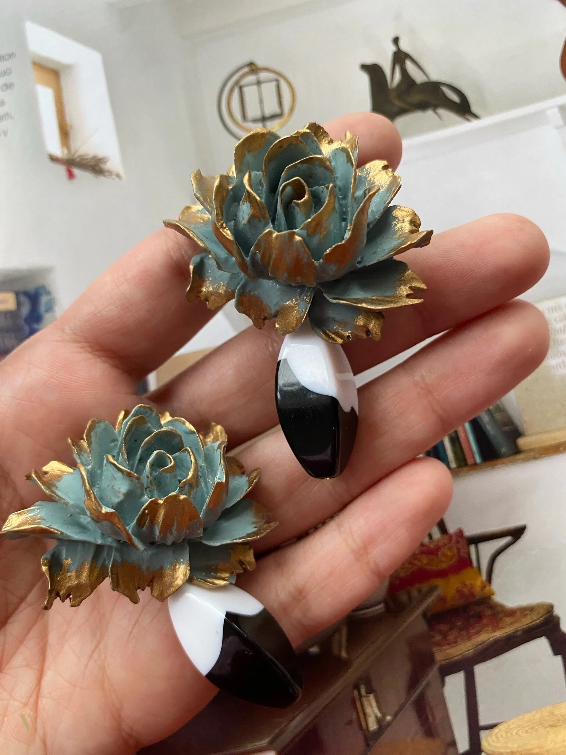 C4E4EB8E-C887-48FD-B239-16FFC7D274DF