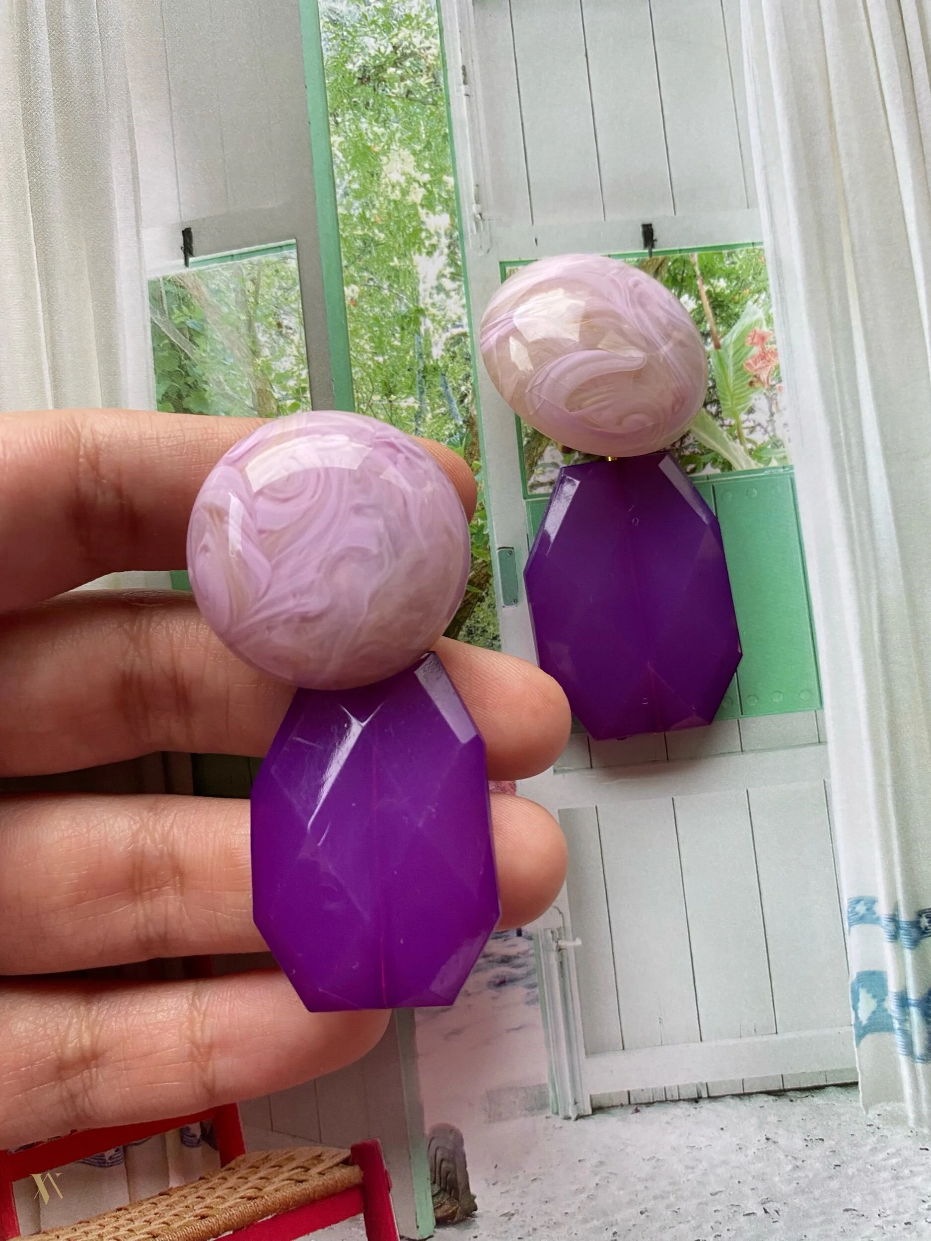 711D8F29-9EDC-4E5C-A21D-388536317709